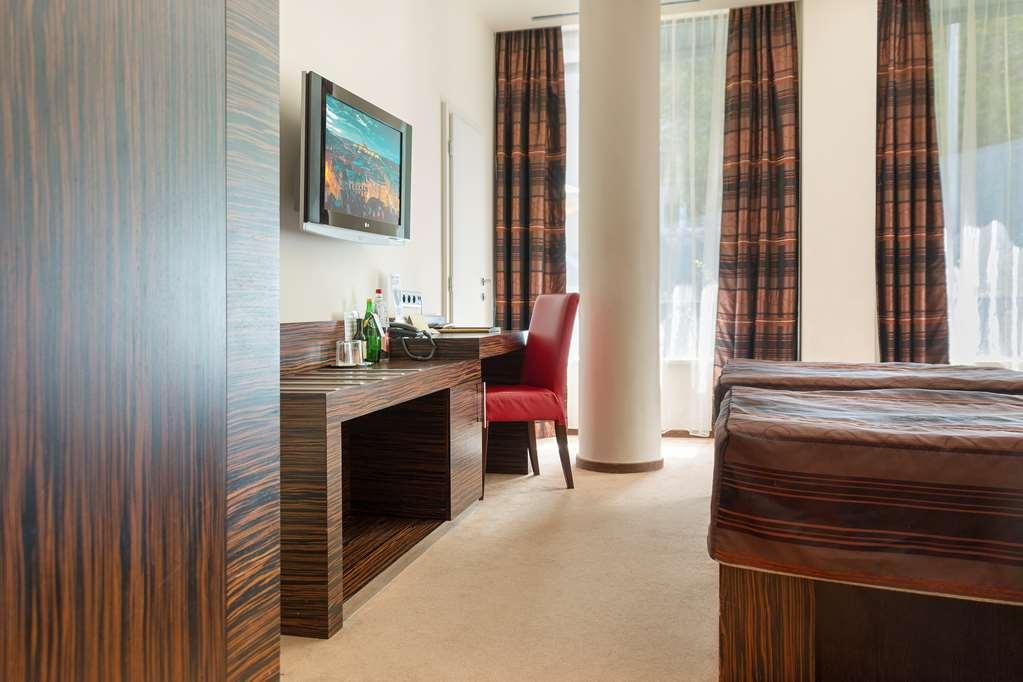 Hotel Ea Crystal Palace 4*