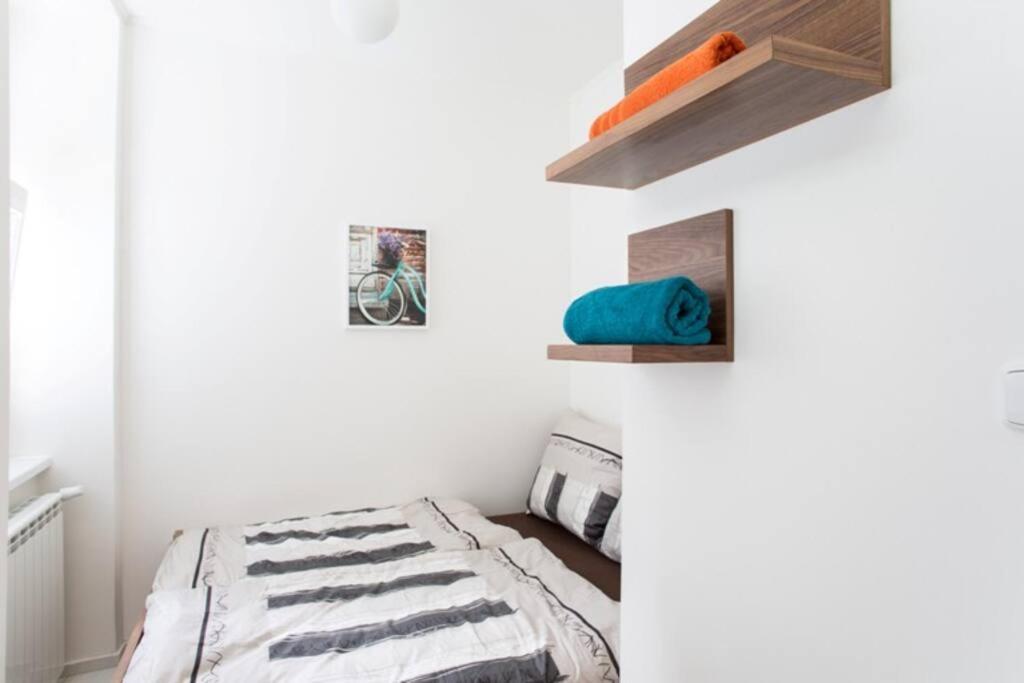 Luxury & Quiet Charming 2bds Near River - Nek2nd Prague