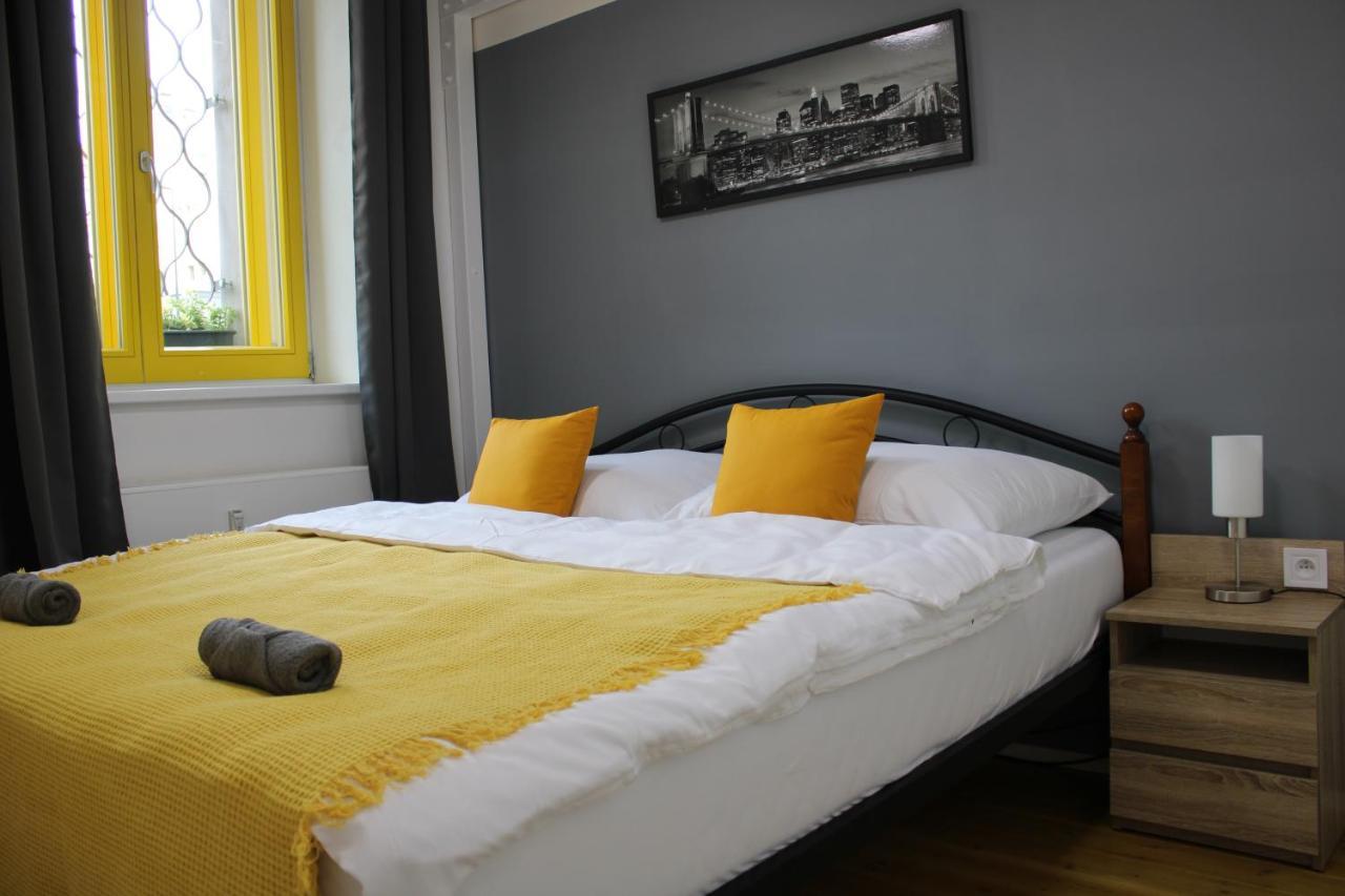 Lyly - Modern Apartment, Free Parking, Near The Metro Daire Prag