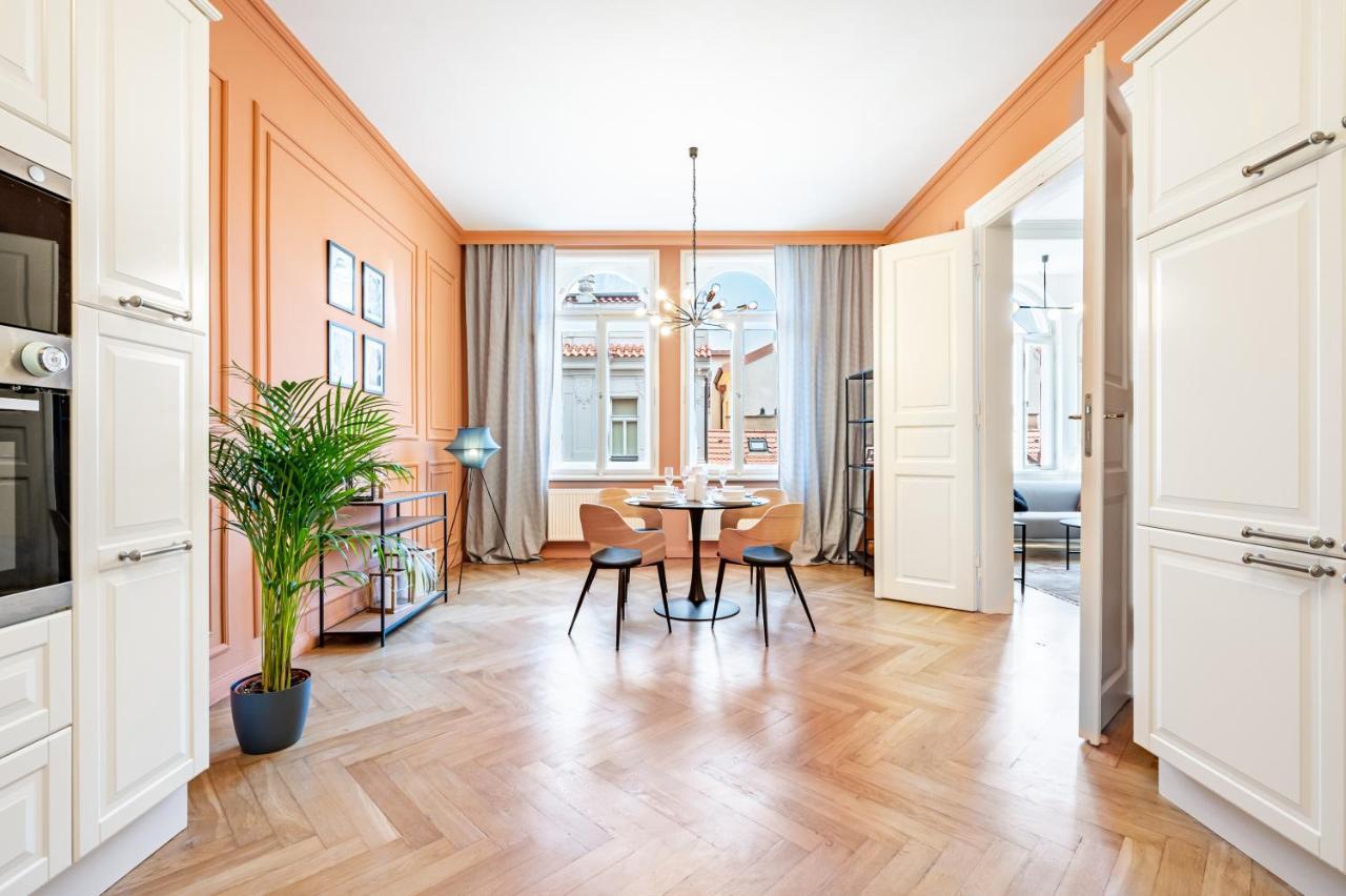 Apartment Mikulandska *