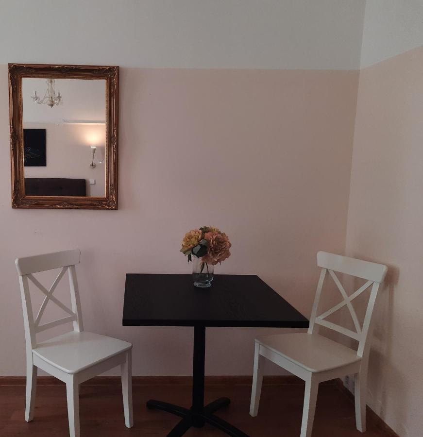 Apartment In City Centre *