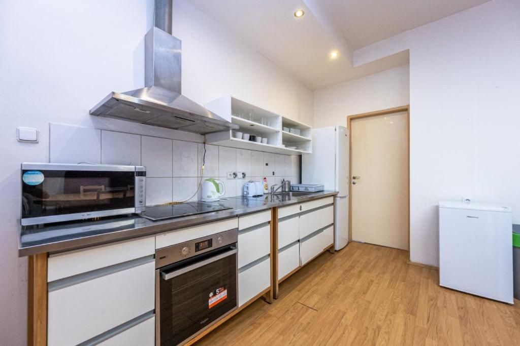 Appartement Stepanska 36 *