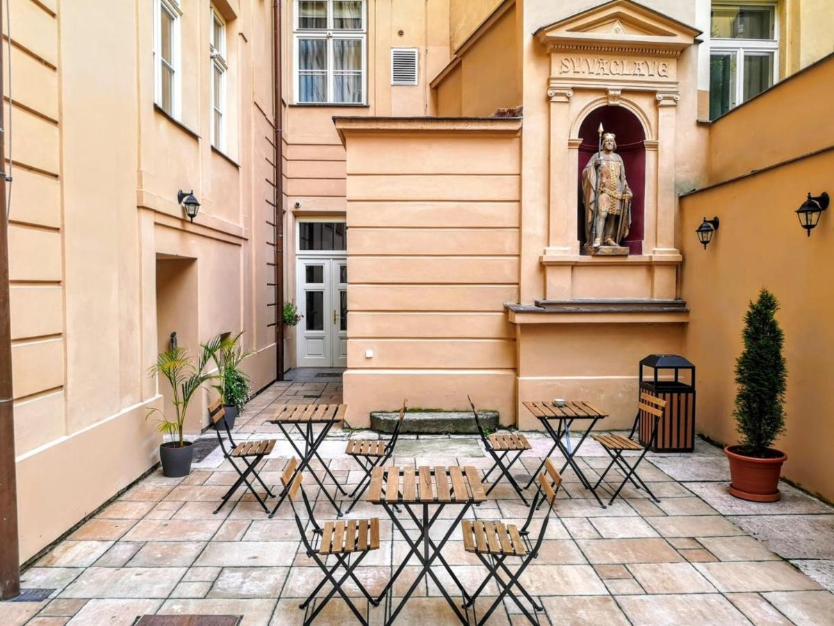 Hotel Quentin 4*