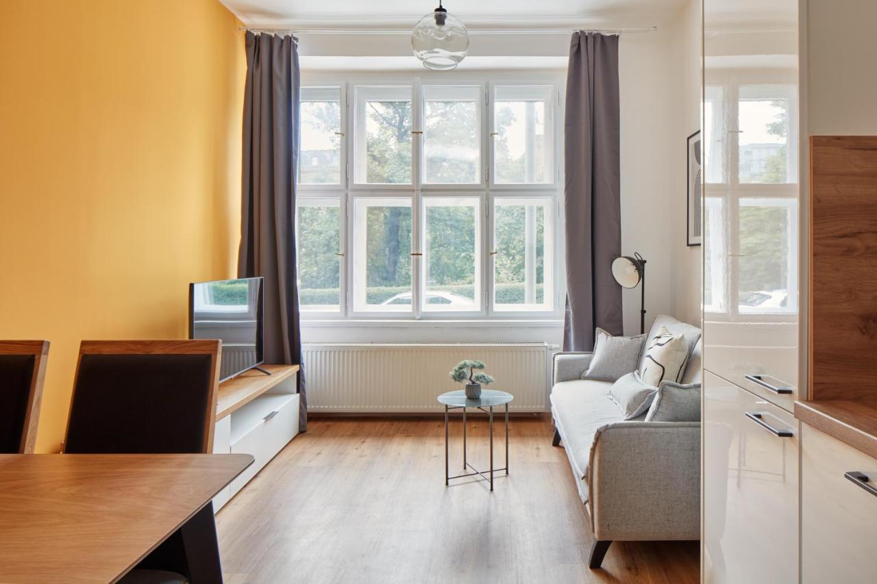 Apartment Days - Modern W Easy Access