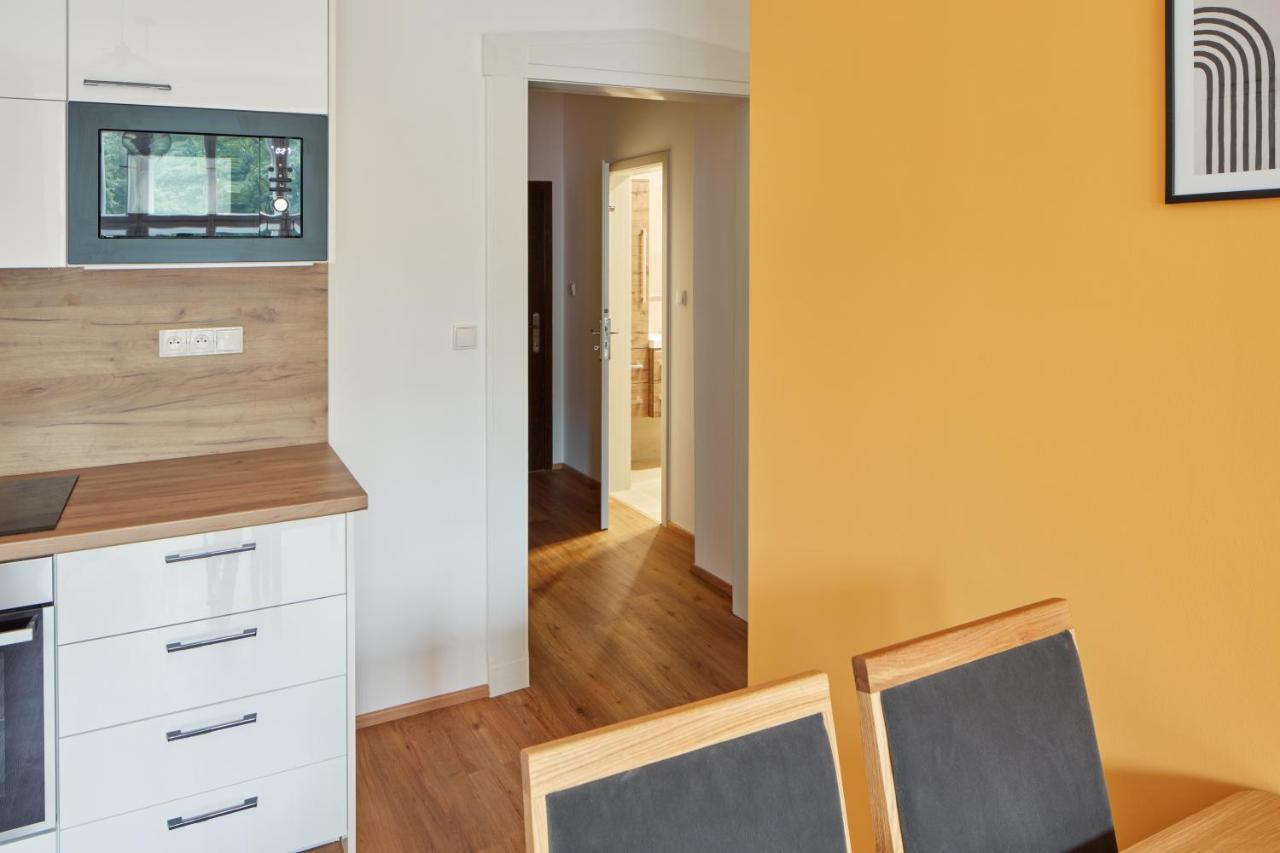 Days - Modern W Easy Access Prague