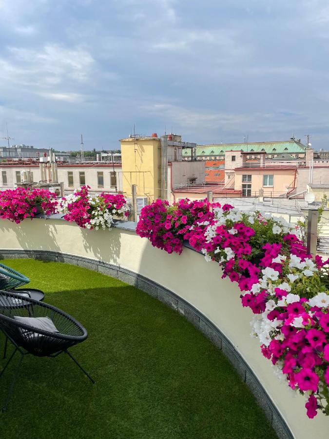 Otel Rooftop Planet