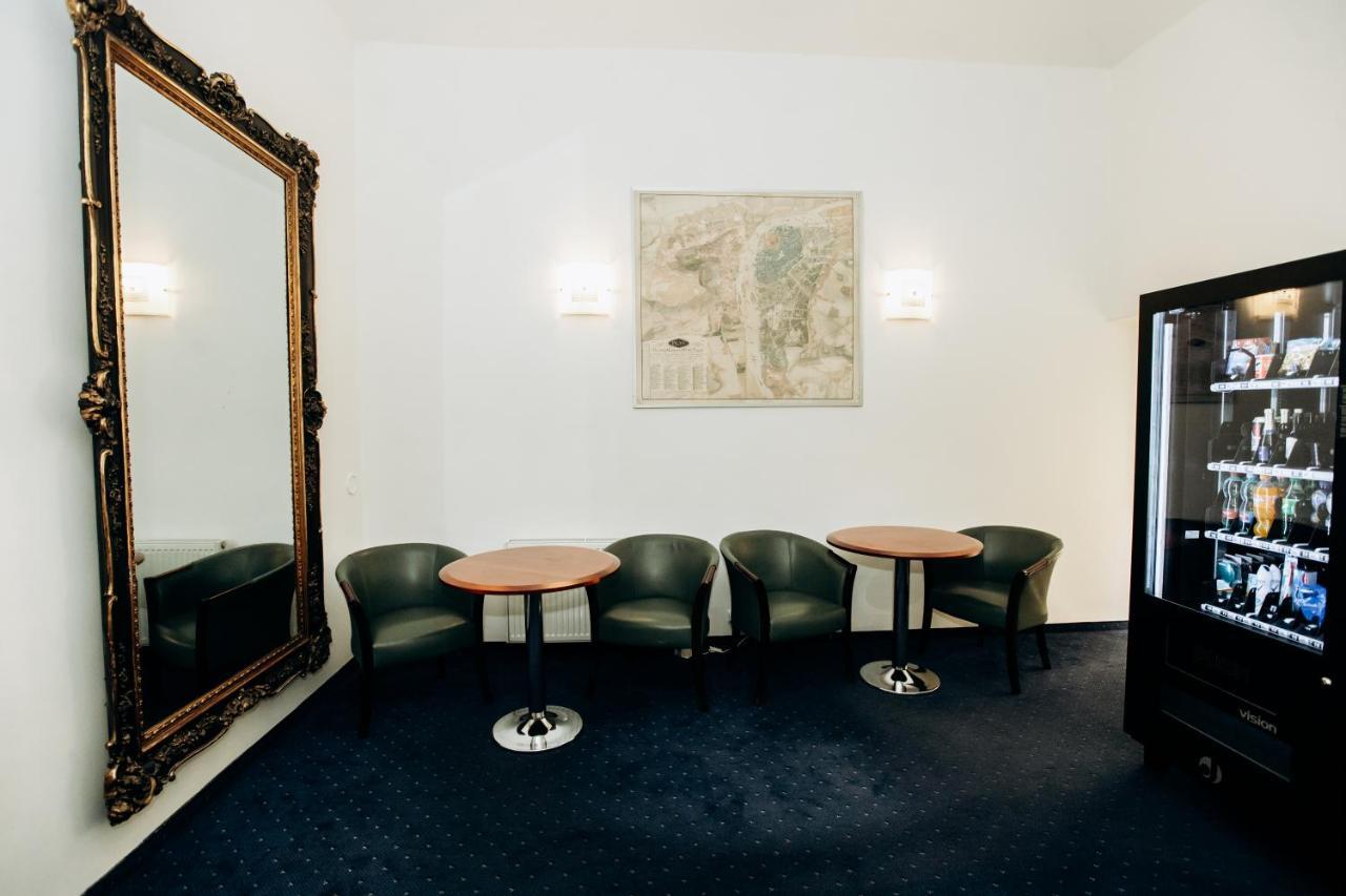 Alton Hotel 3*