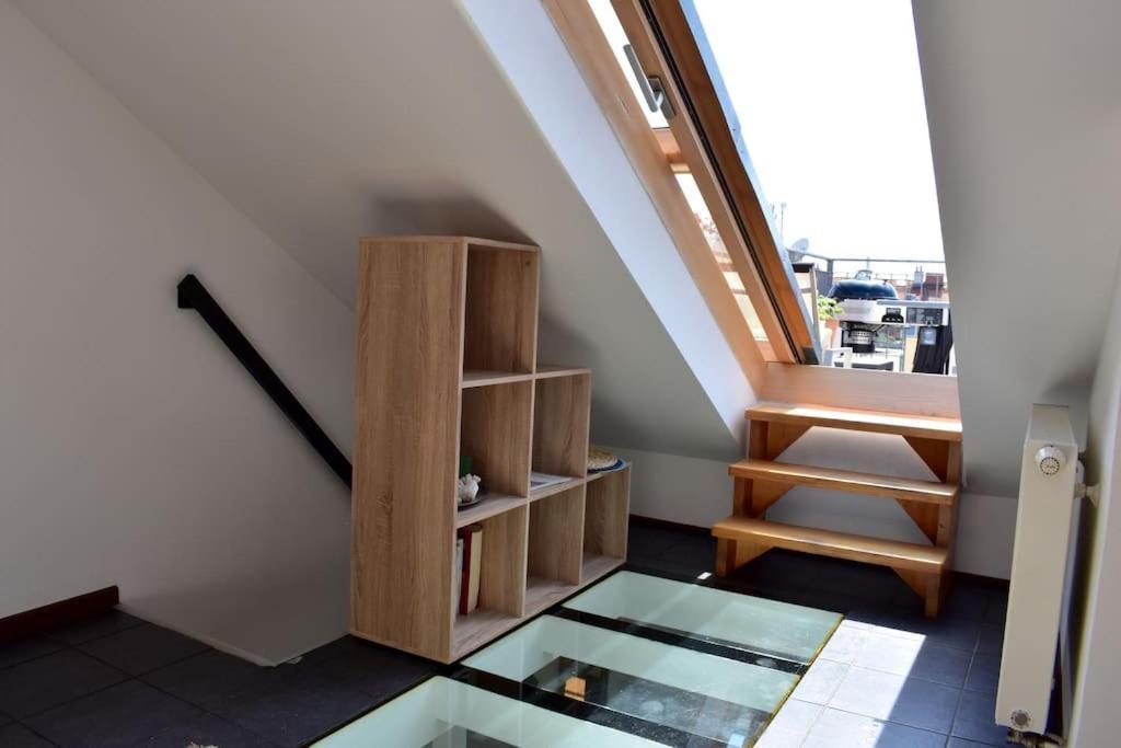 Daire Lux Duplex Rooftop Loft With An Amazing Terrace & Cinema Prag