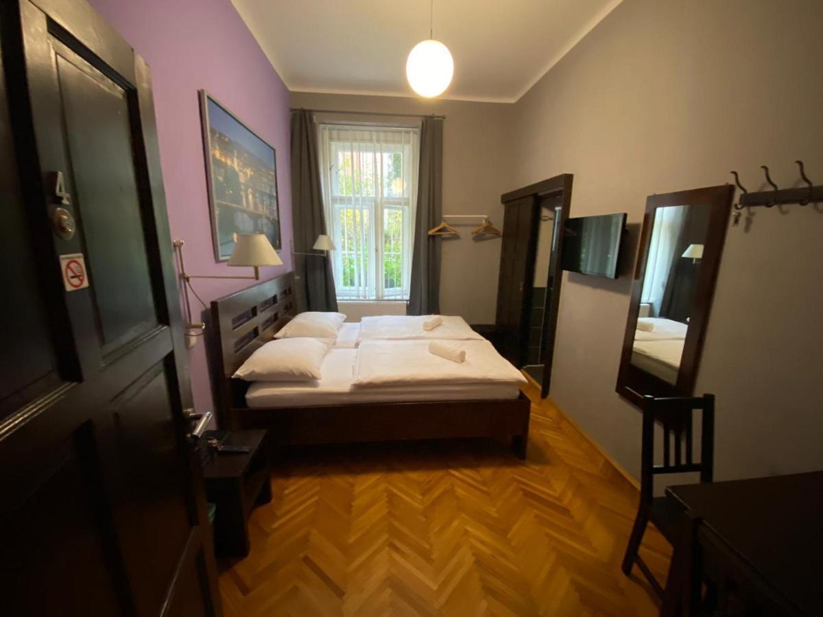 Station Otel 3*