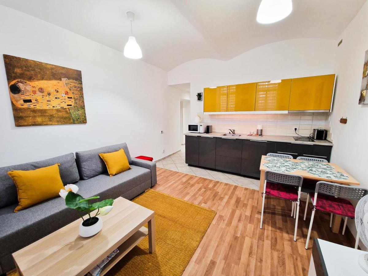 Apartment Ground Floor *