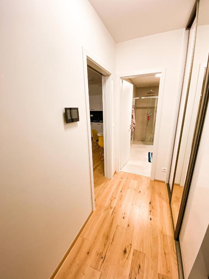 Appartement Lovely Apartment, Free Parking 1,55 Hight
