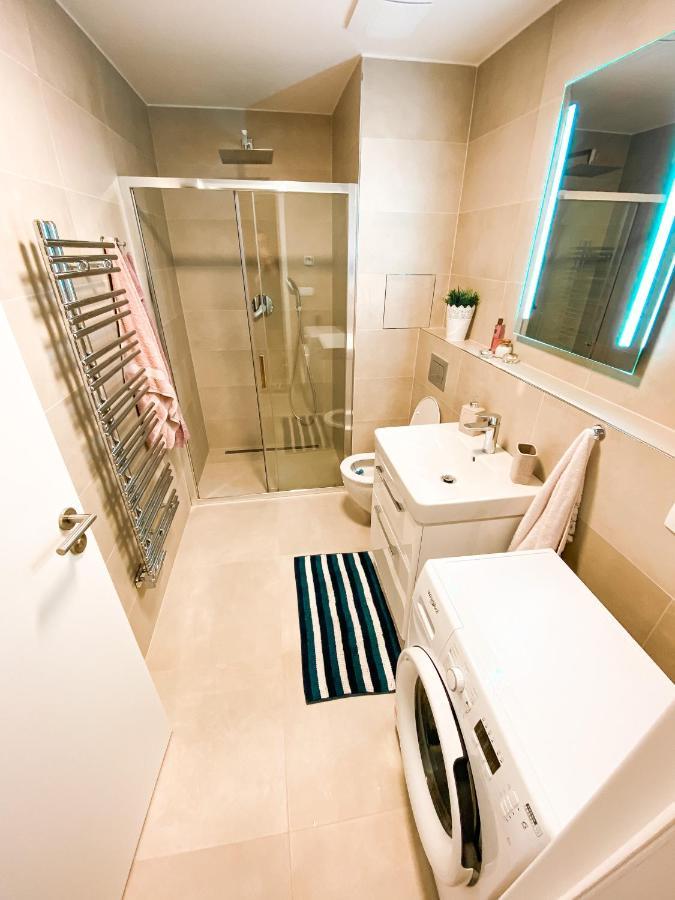 Appartement Lovely Apartment, Free Parking 1,55 Hight *
