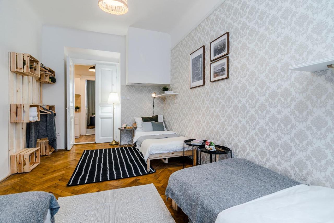 Spacious Apt In Center By Michal&friends Apartment *