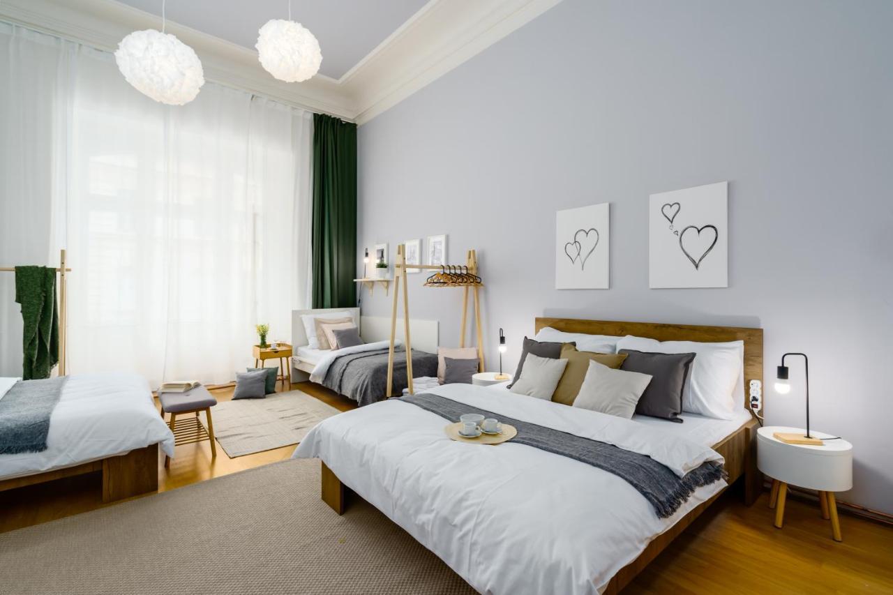 Modern And Huge Apts In Center By Michal&friends * Prague