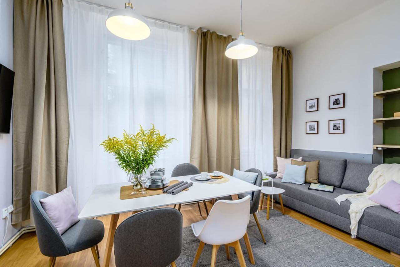 Modern And Huge Apts In Center By Michal&friends