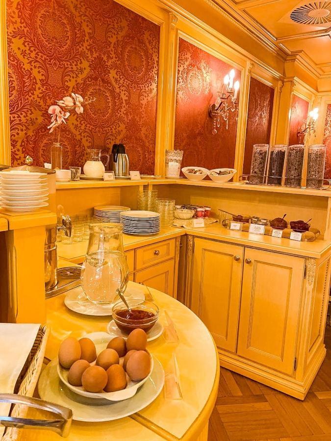 Luxury Family Royal Palace 5* Prague