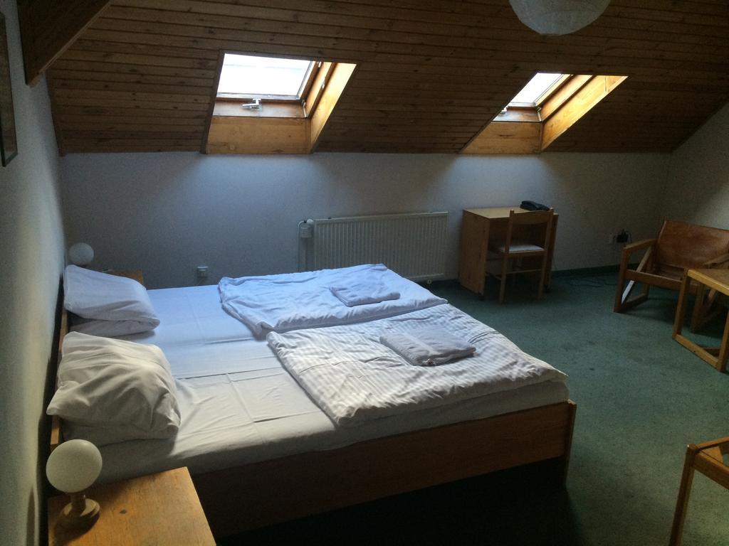 Esprit Otel Prag