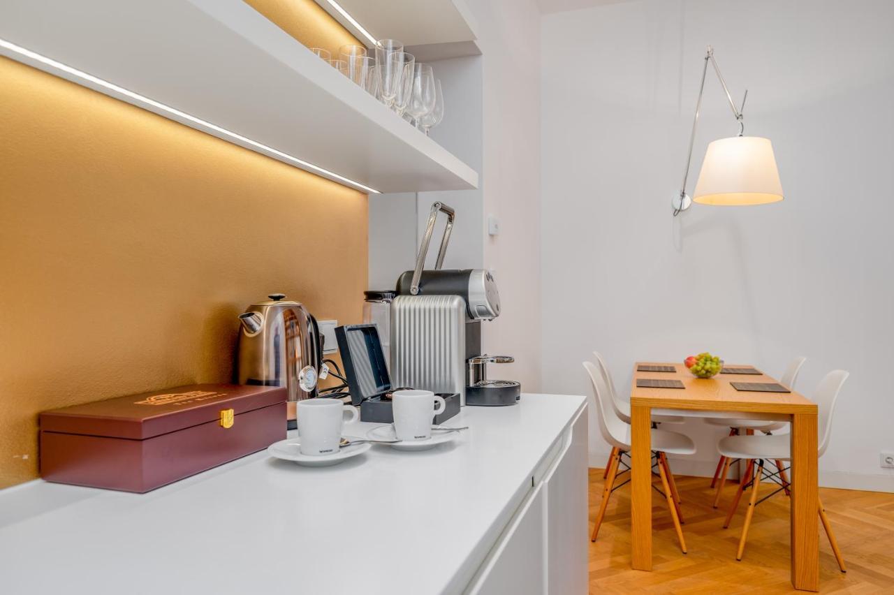 Days - Old Town - Spacious Apartamento