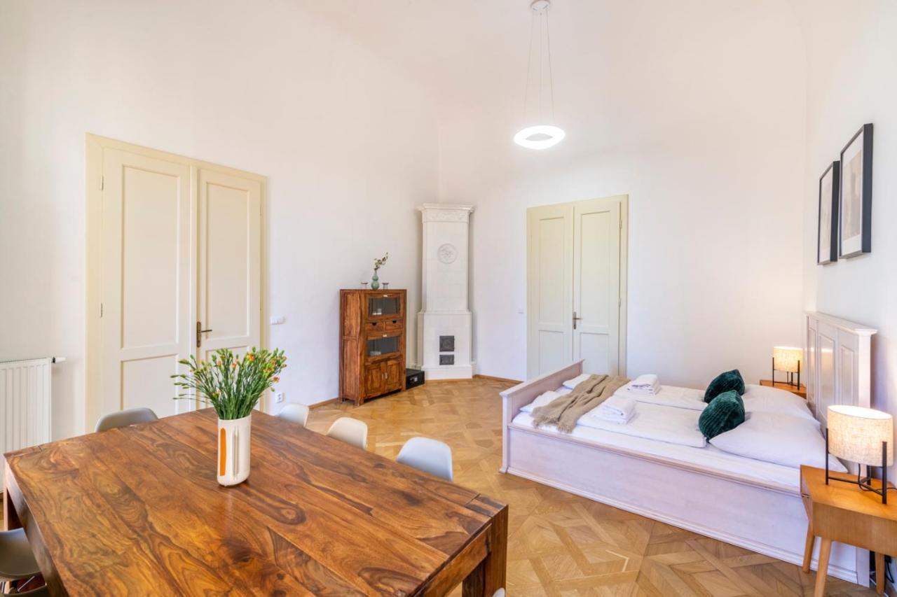 Aparthotel Celetna - Old Town Prague