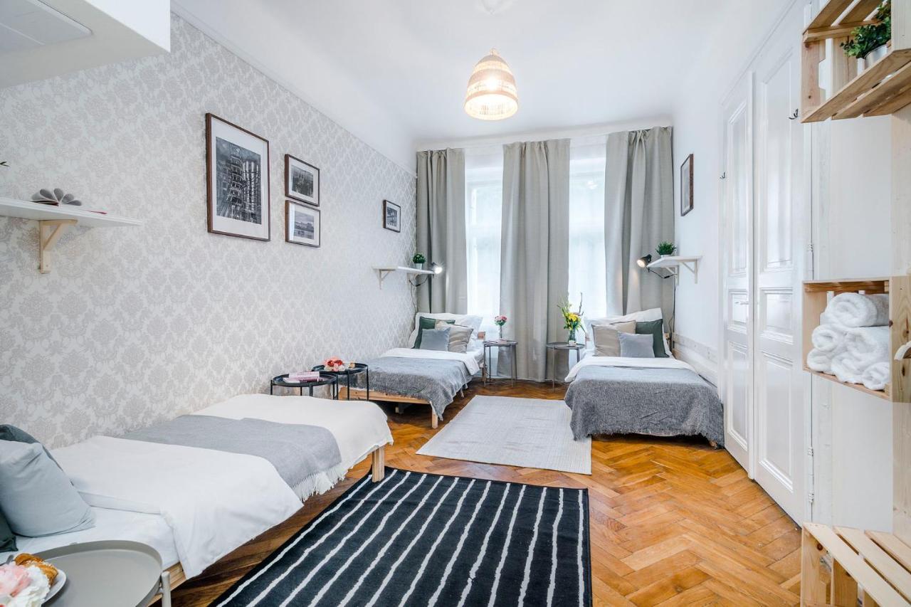 Spacious Apt In Center By Michal&friends Apartment Prague