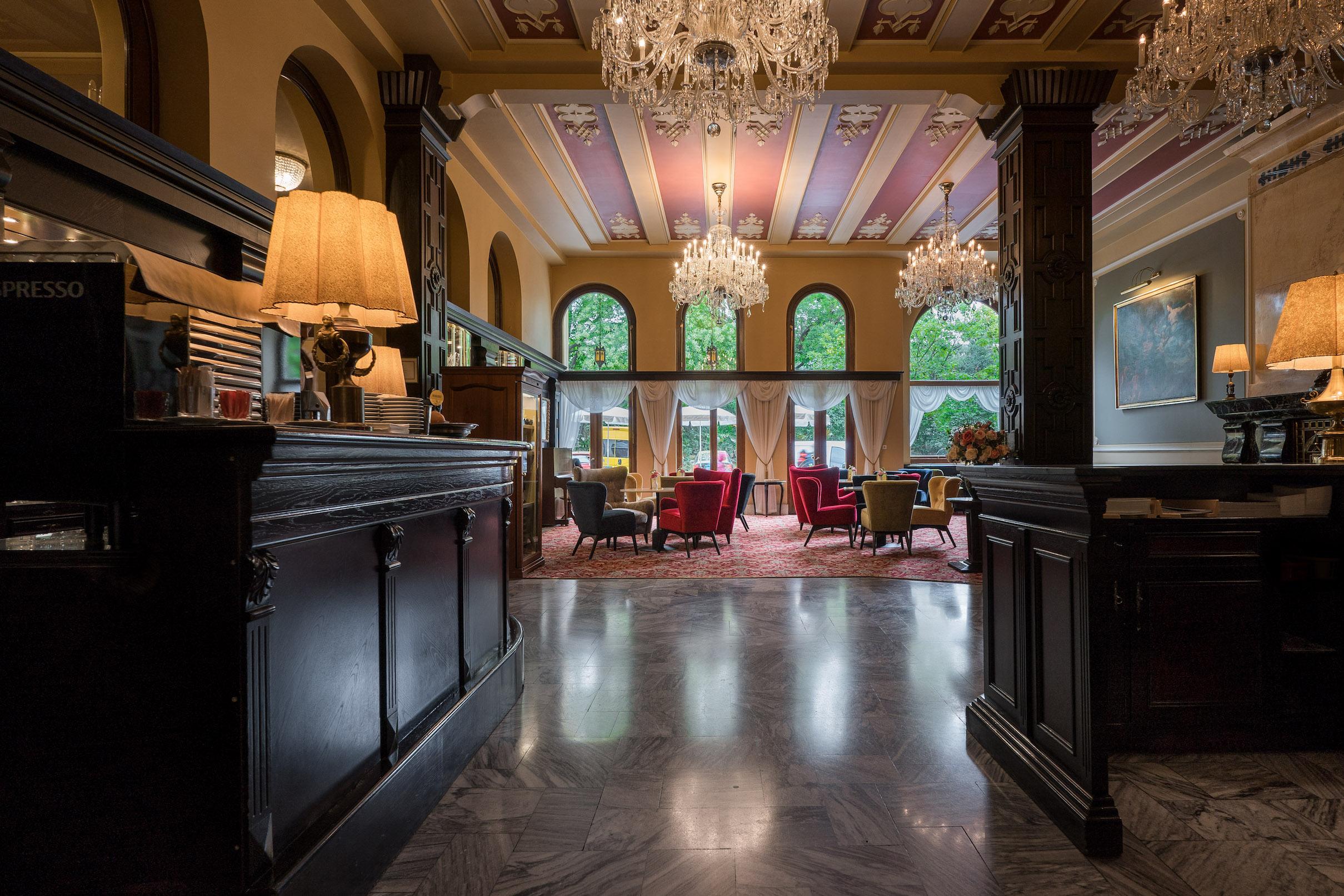 Esplanade Hotel