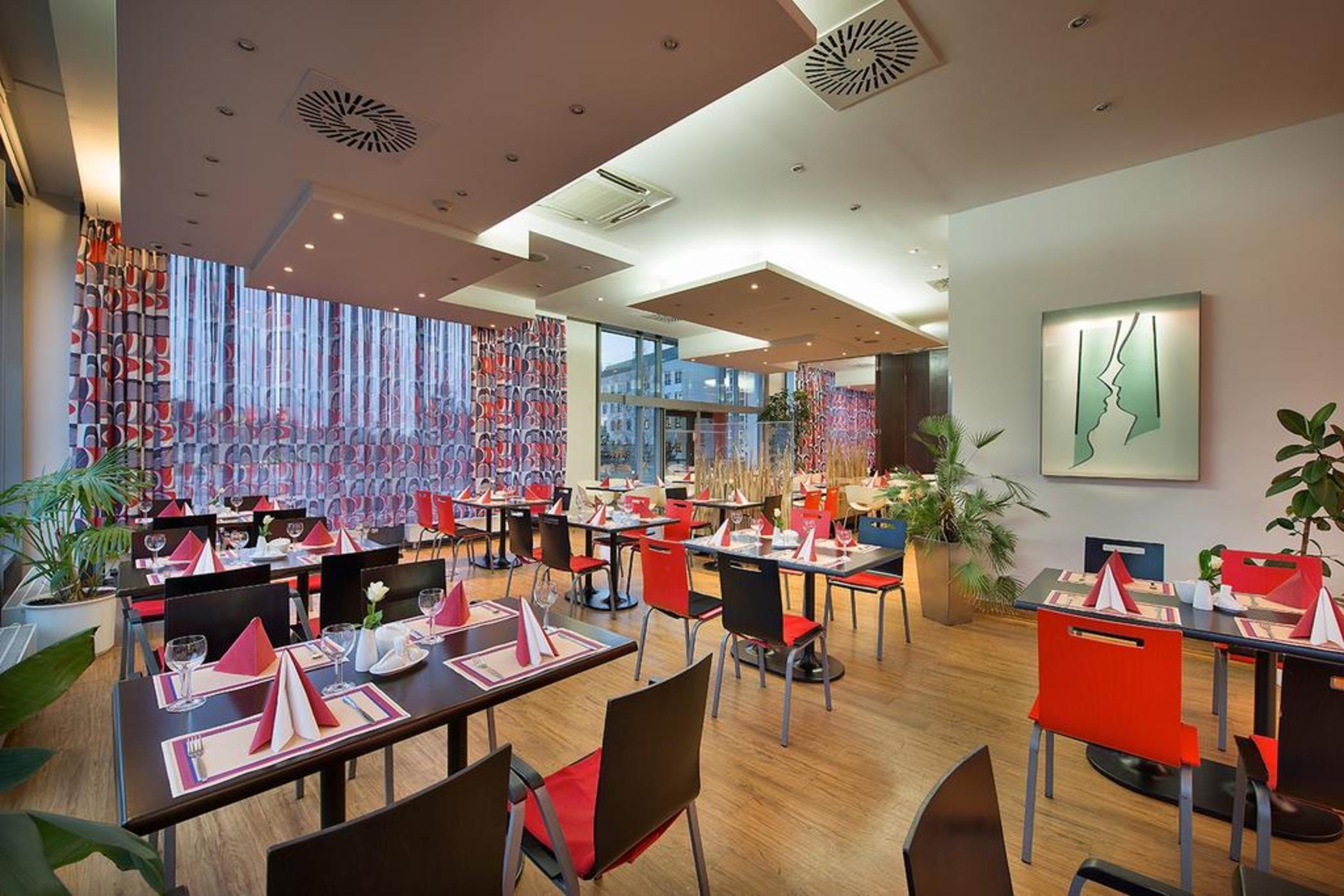 Hotel Rezidence Emmy 4*