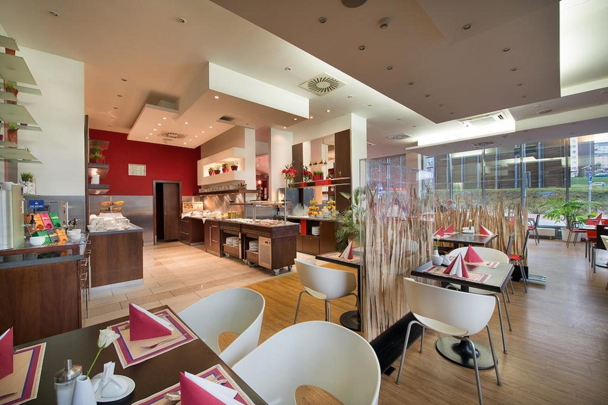Hotel Rezidence Emmy 4*
