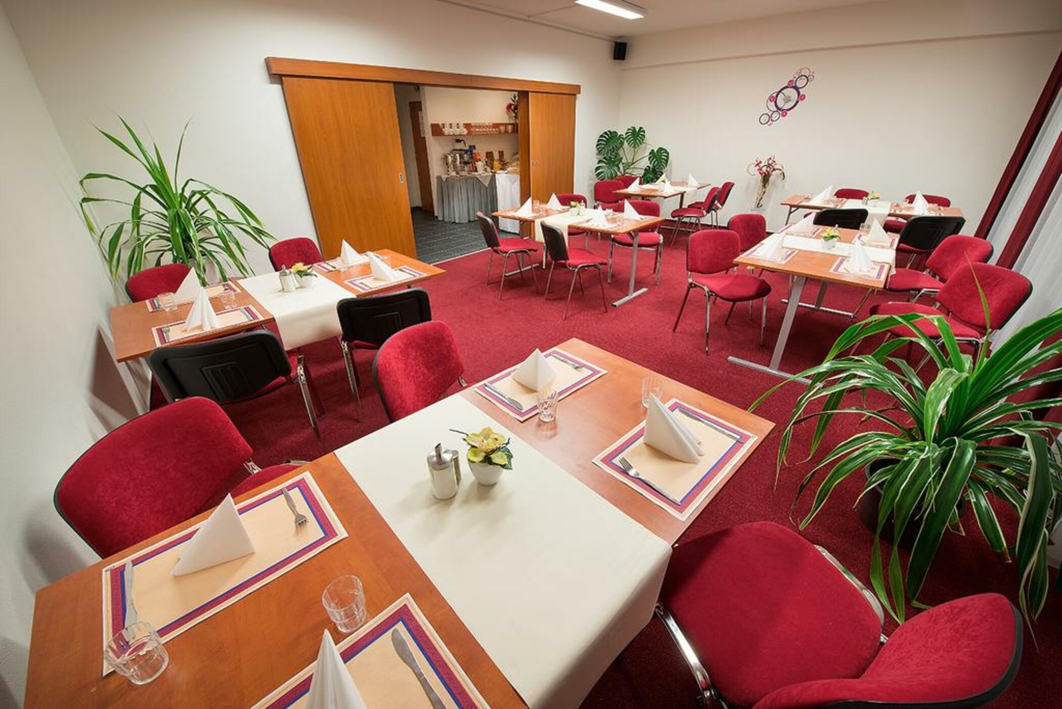 Rezidence Emmy Hotel 4*