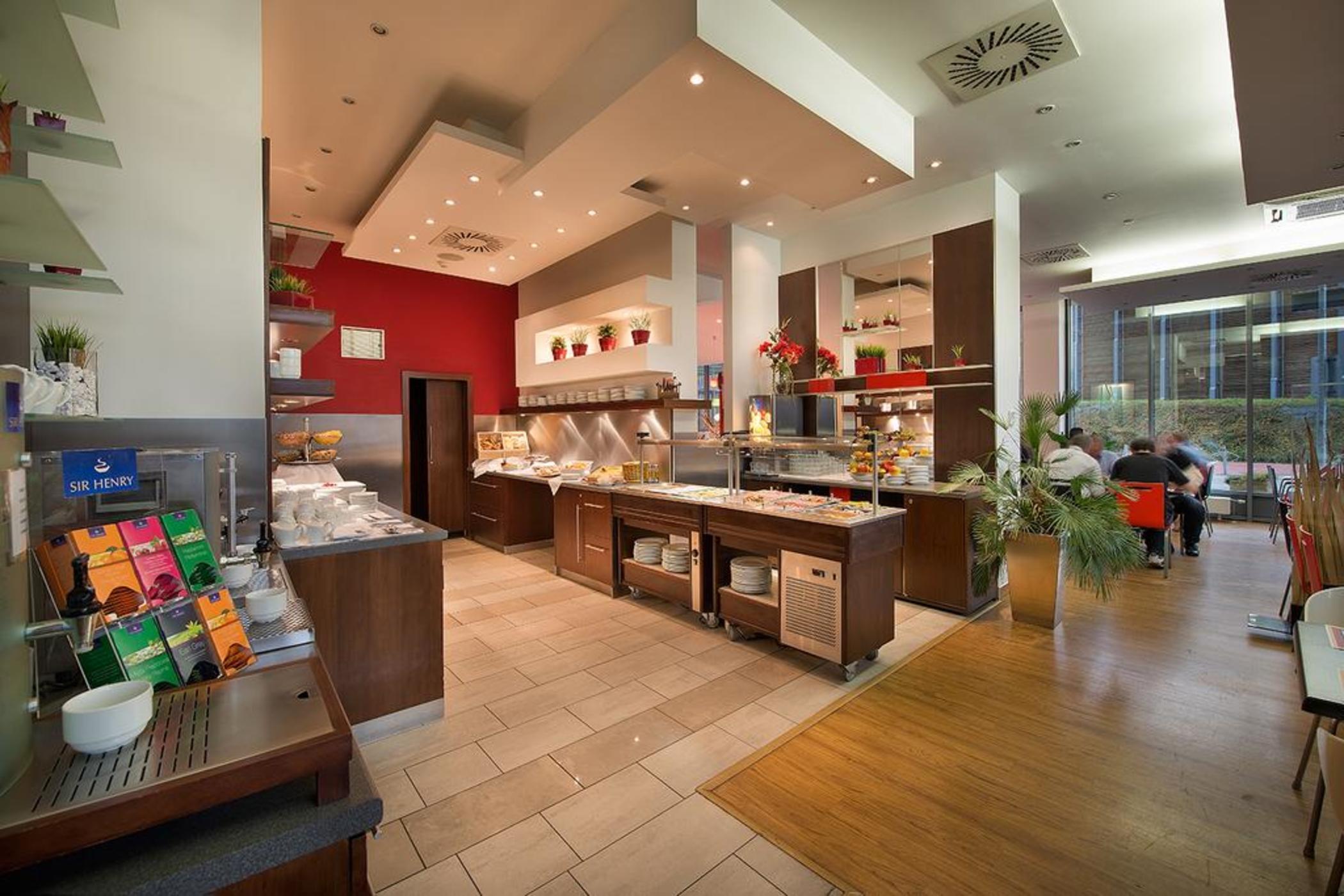 Hotel Rezidence Emmy 4*