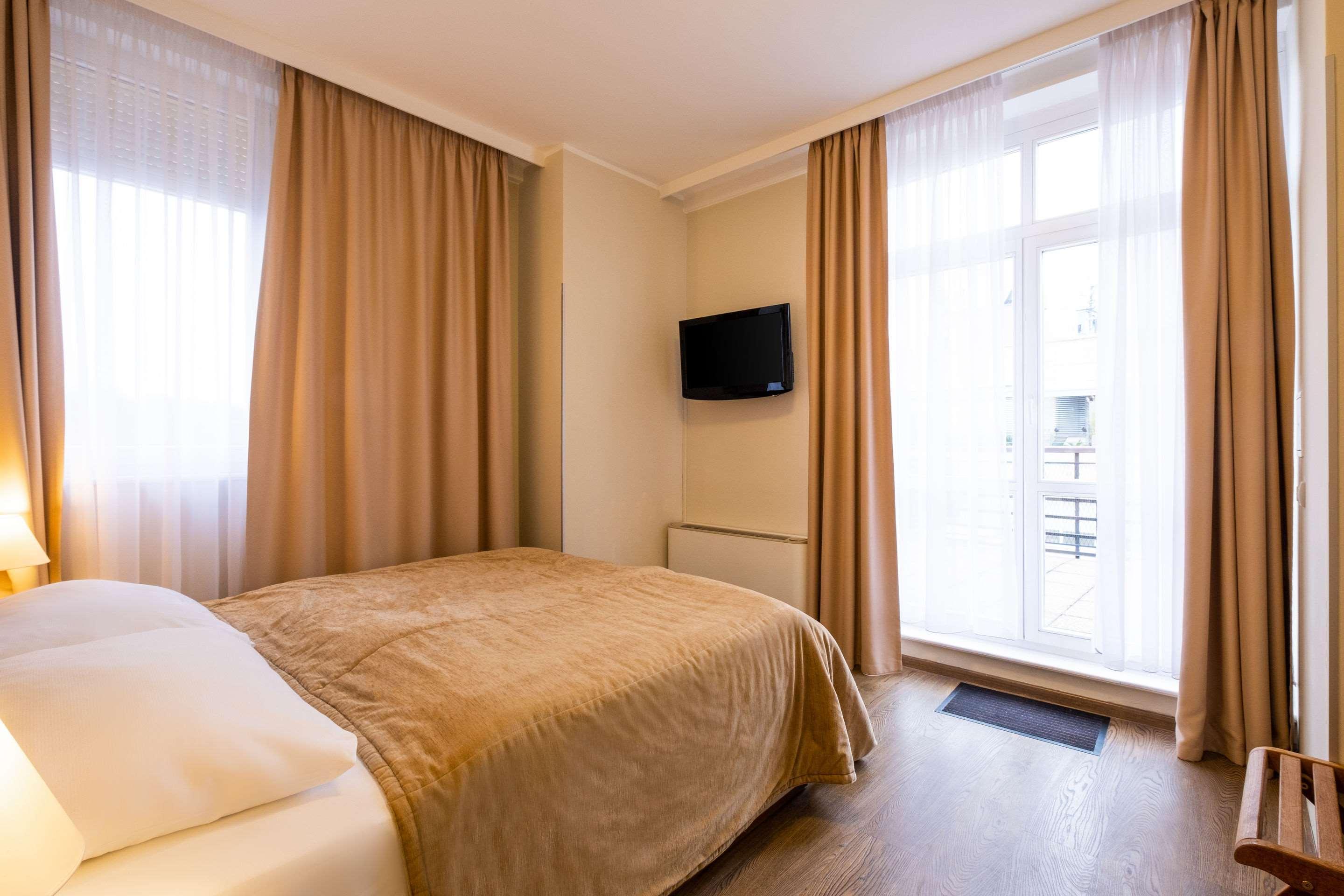Clarion Old Town 4*