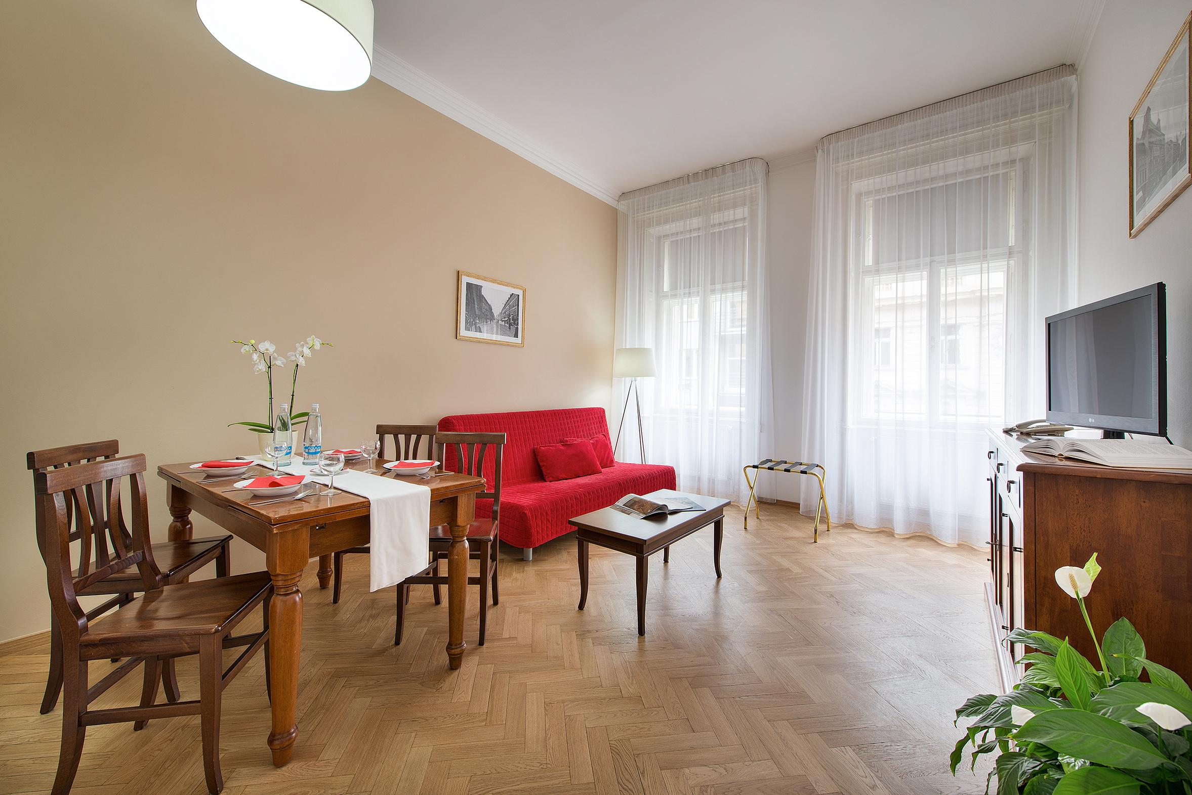 Hotel Suite Home Prague Apart Otel 4*