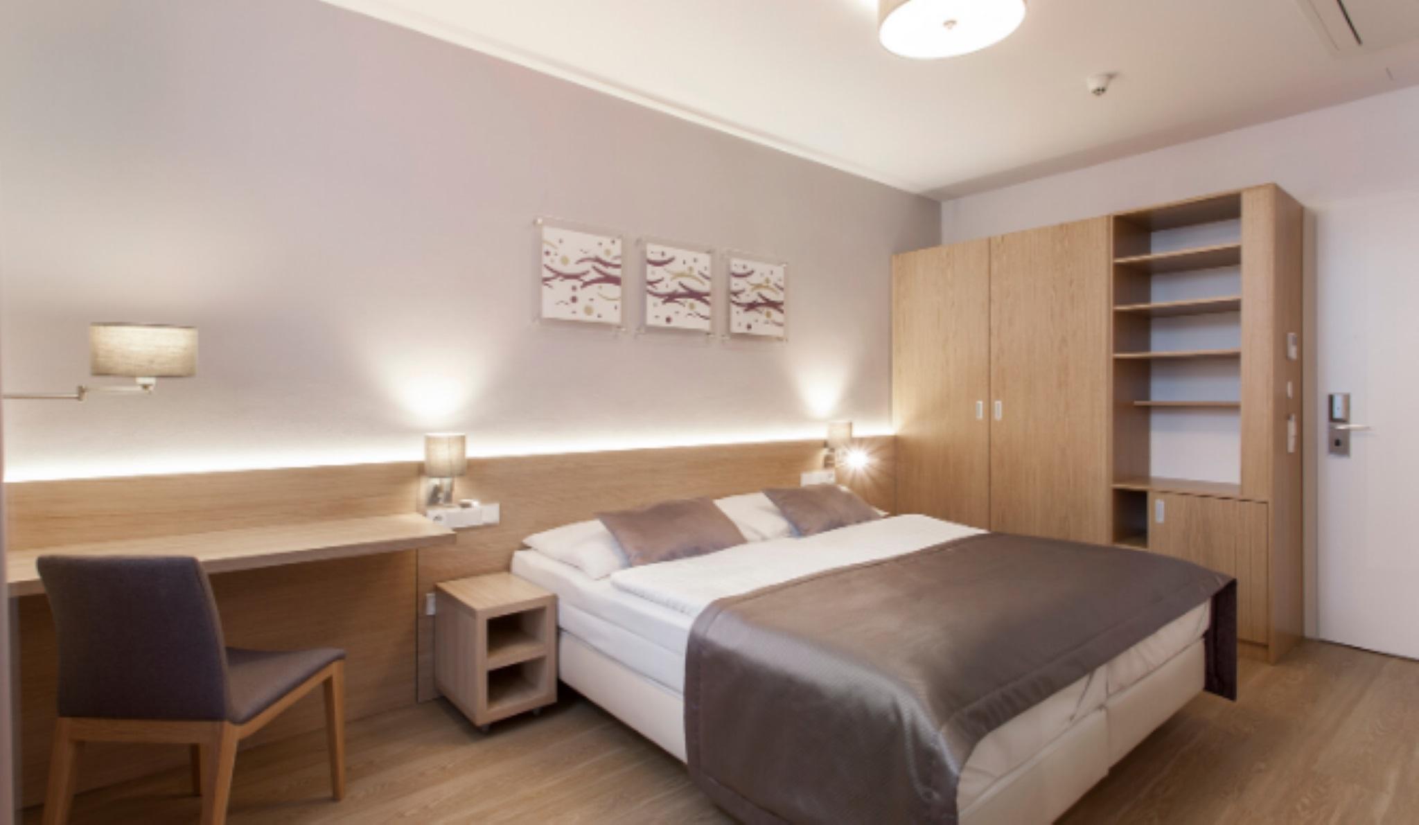 Otel Carol