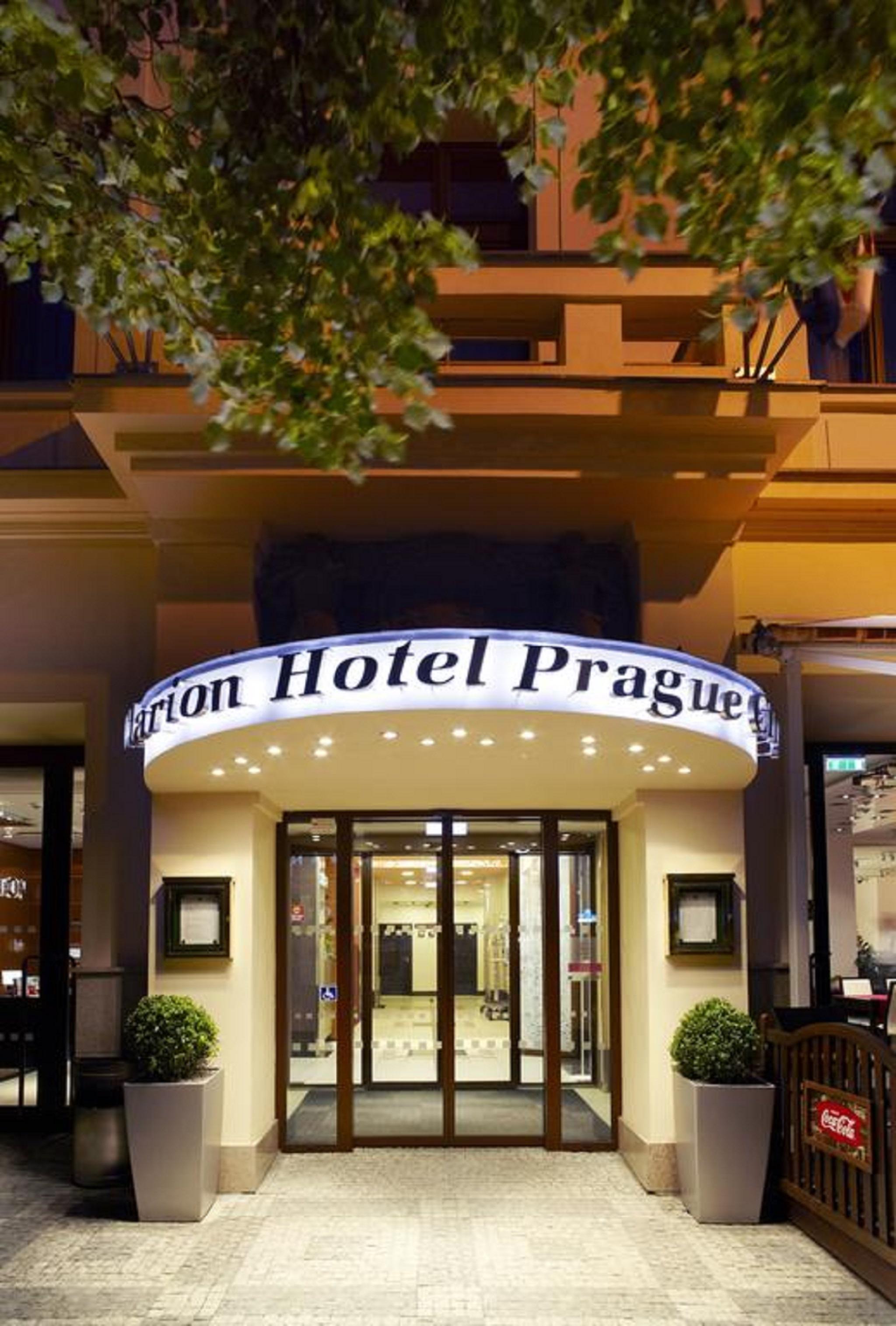 Clarion 4*