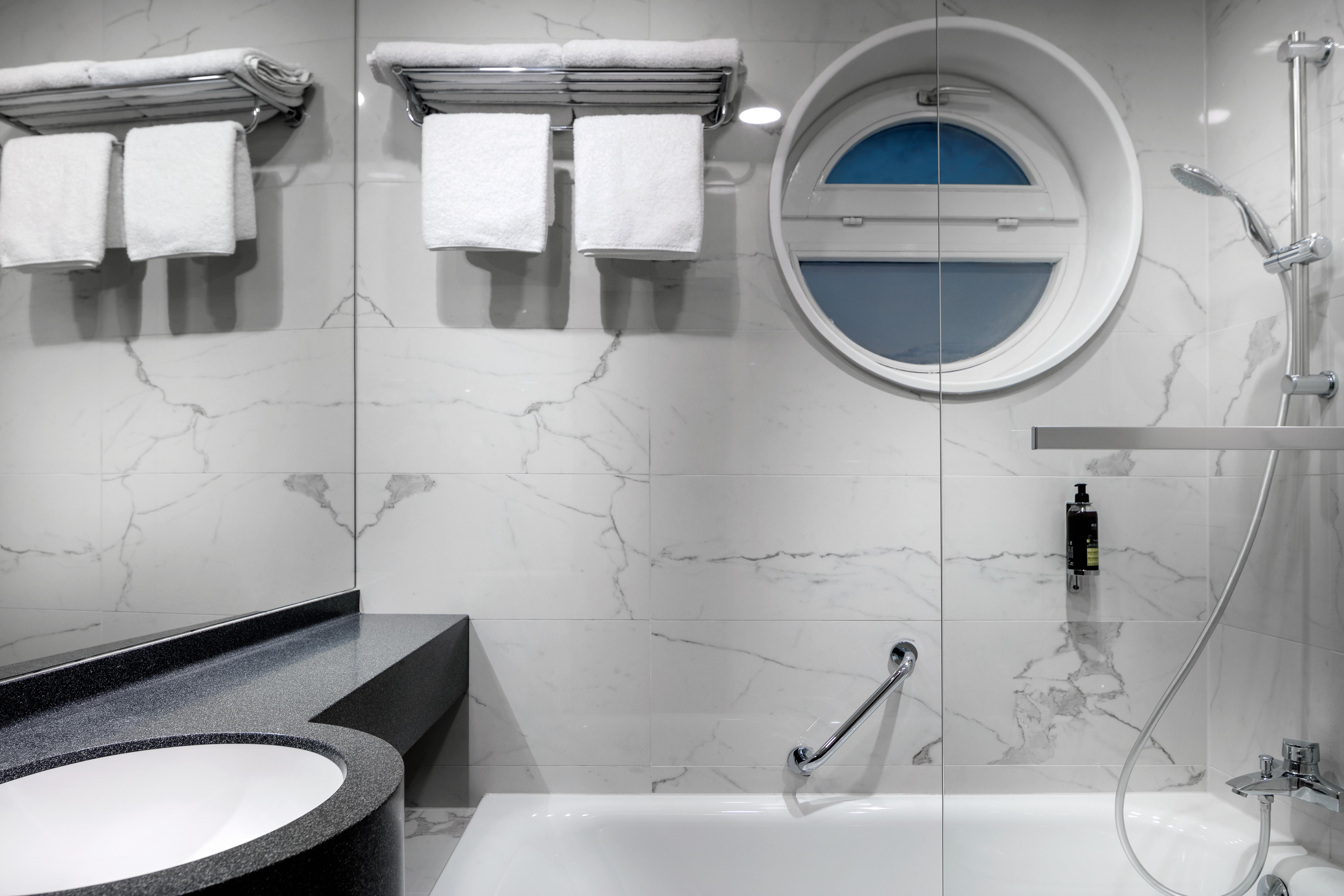Astoria 4* Prague