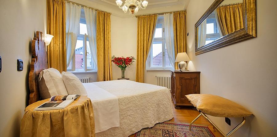 Charles Bridge Palace Hotel 4*
