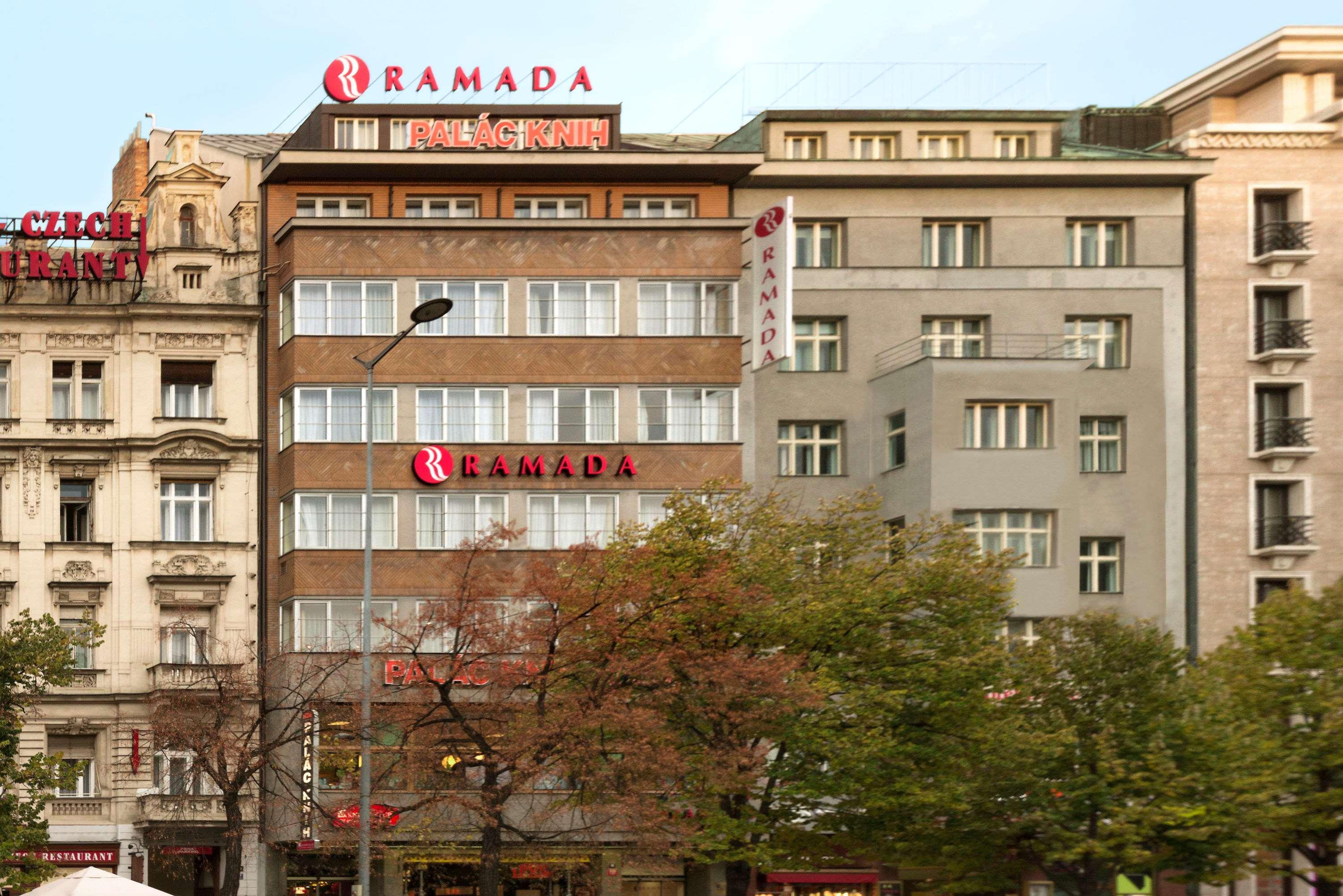 Ramada Centre