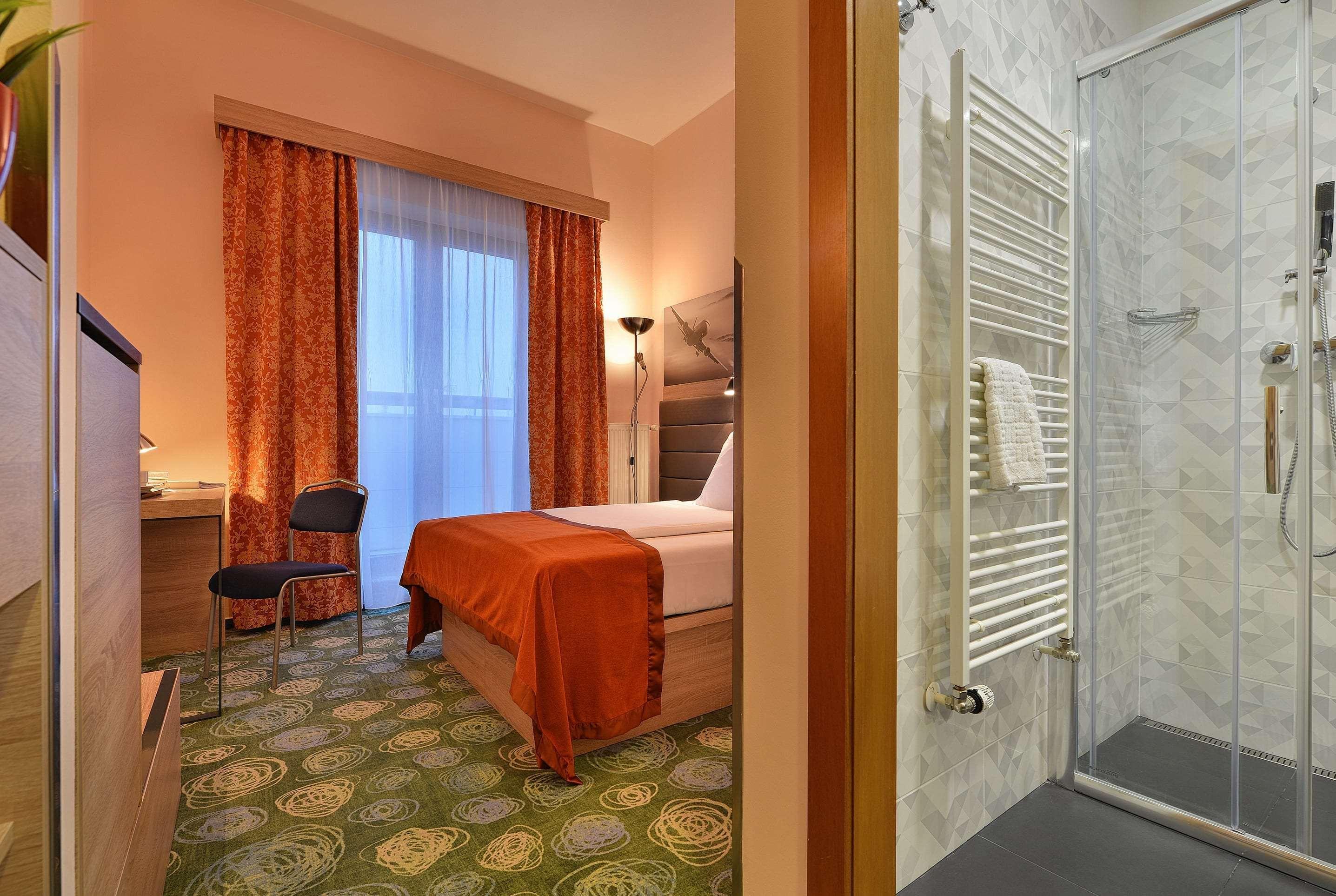 Ramada Airport Prague