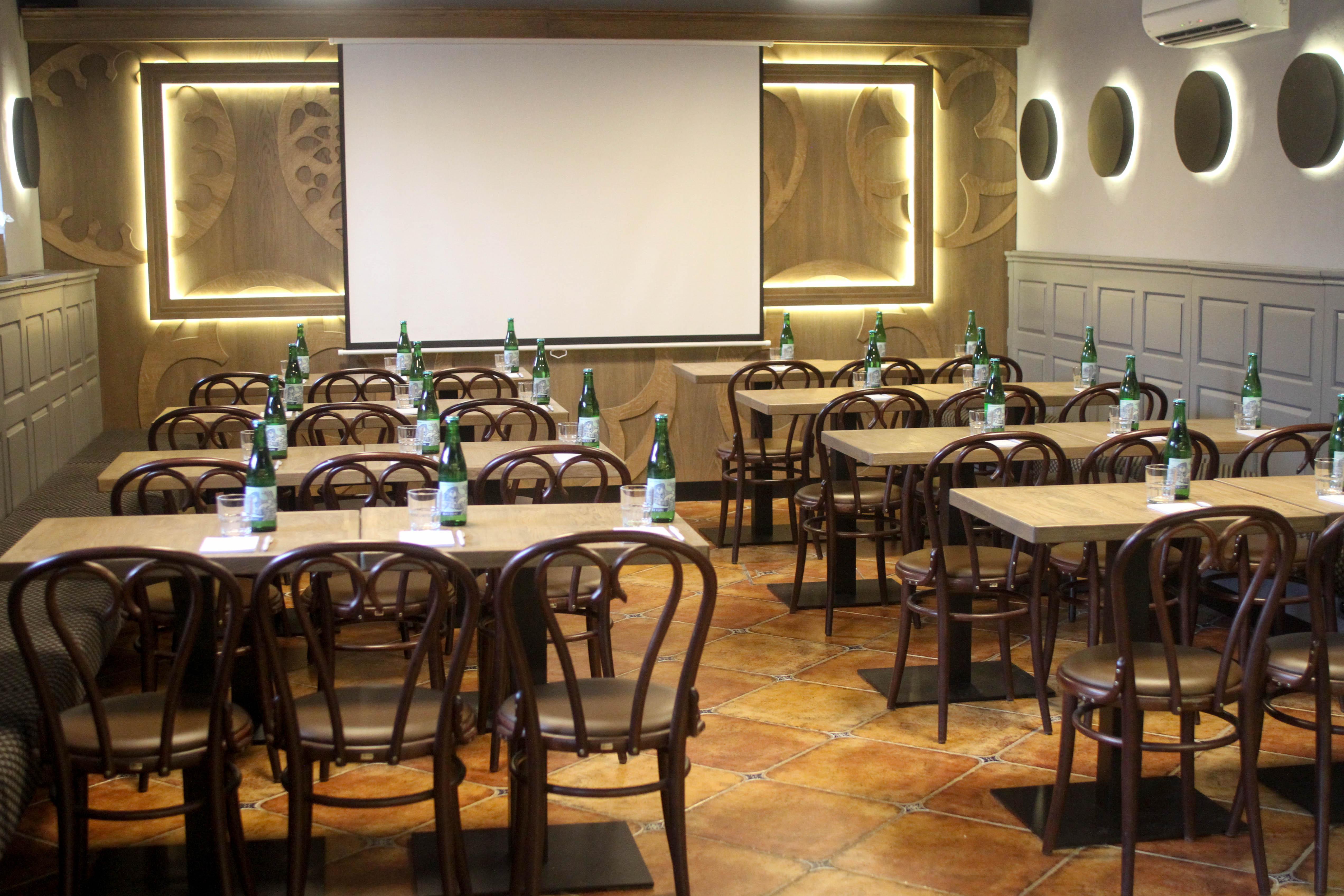 King Charles Boutique Otel