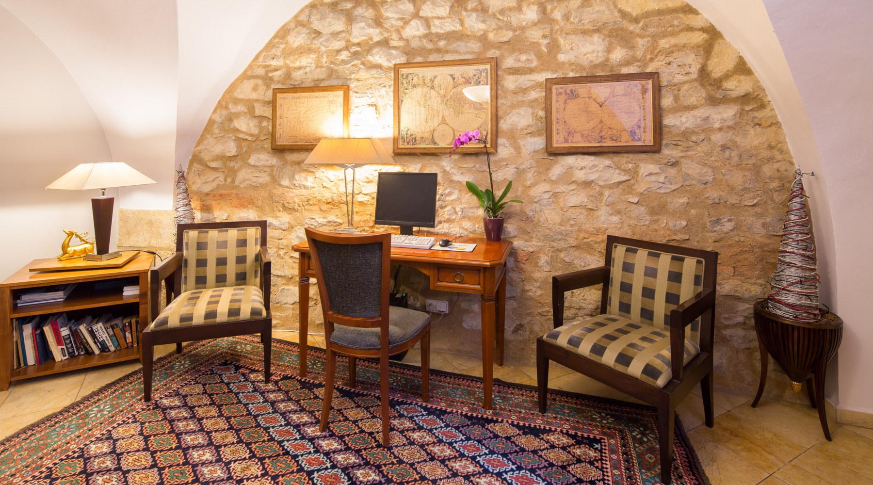 The Golden Wheel Hotel Prague