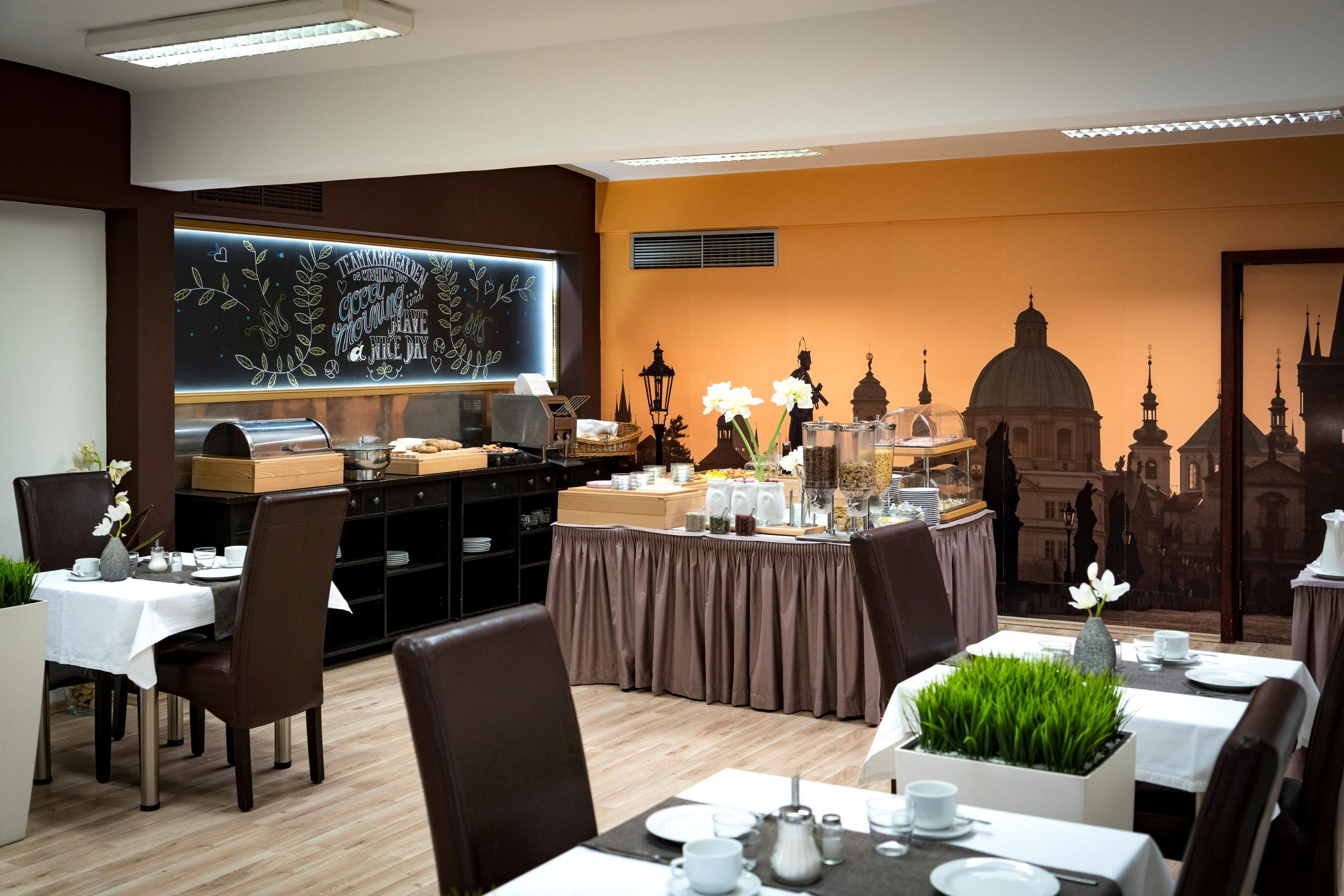 Pytloun Kampa Garden Hotel Prague
