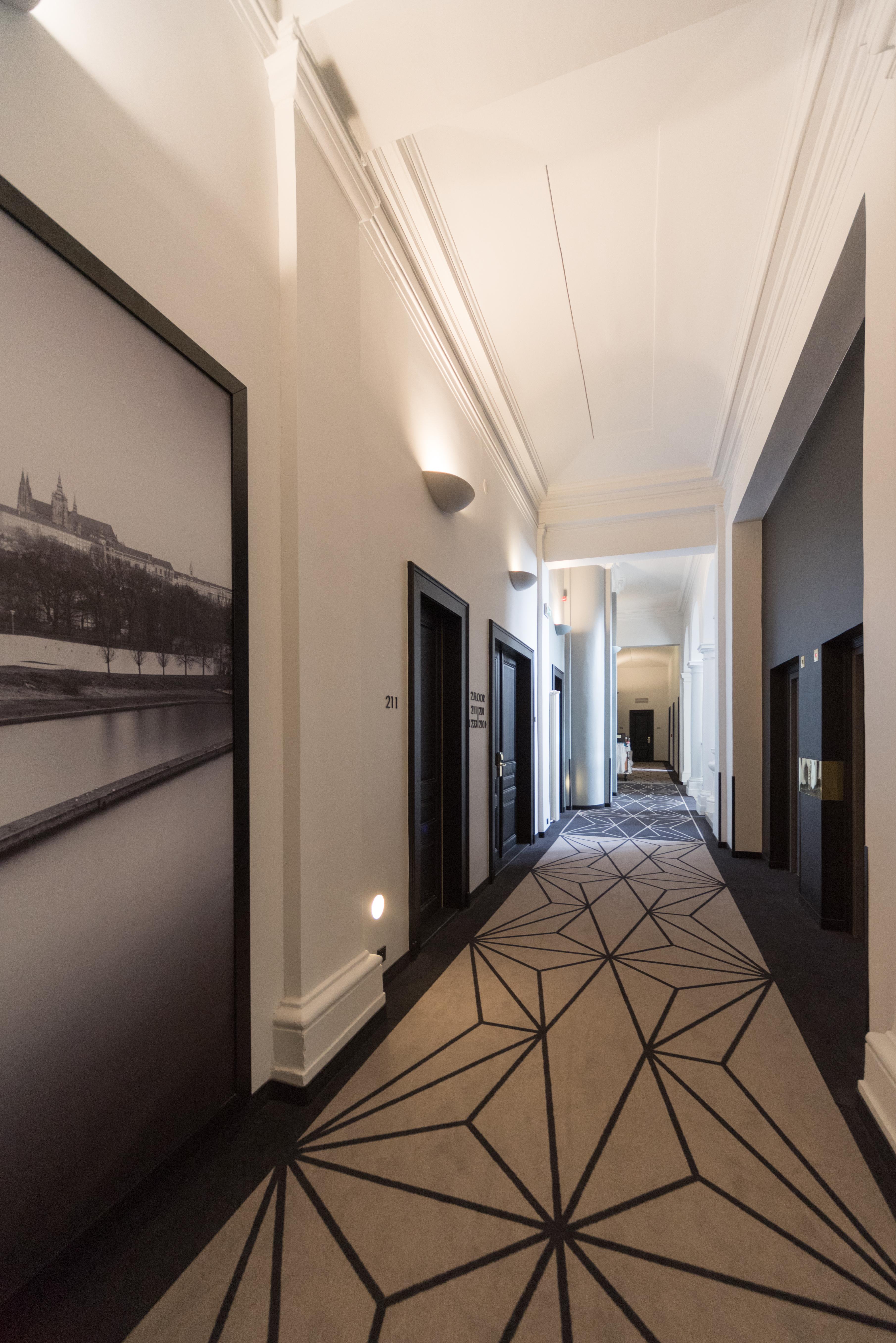 Century Old Town - Mgallery Collection Hotel 4*