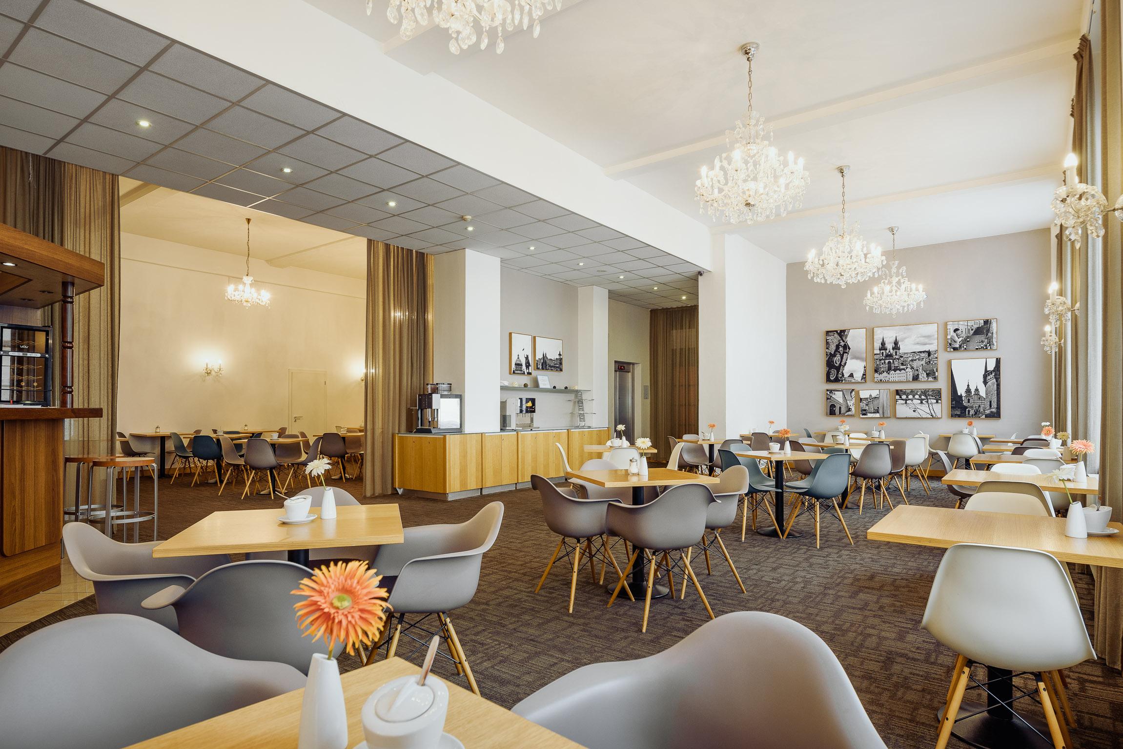 Hotel Central Hotel Prague 3*
