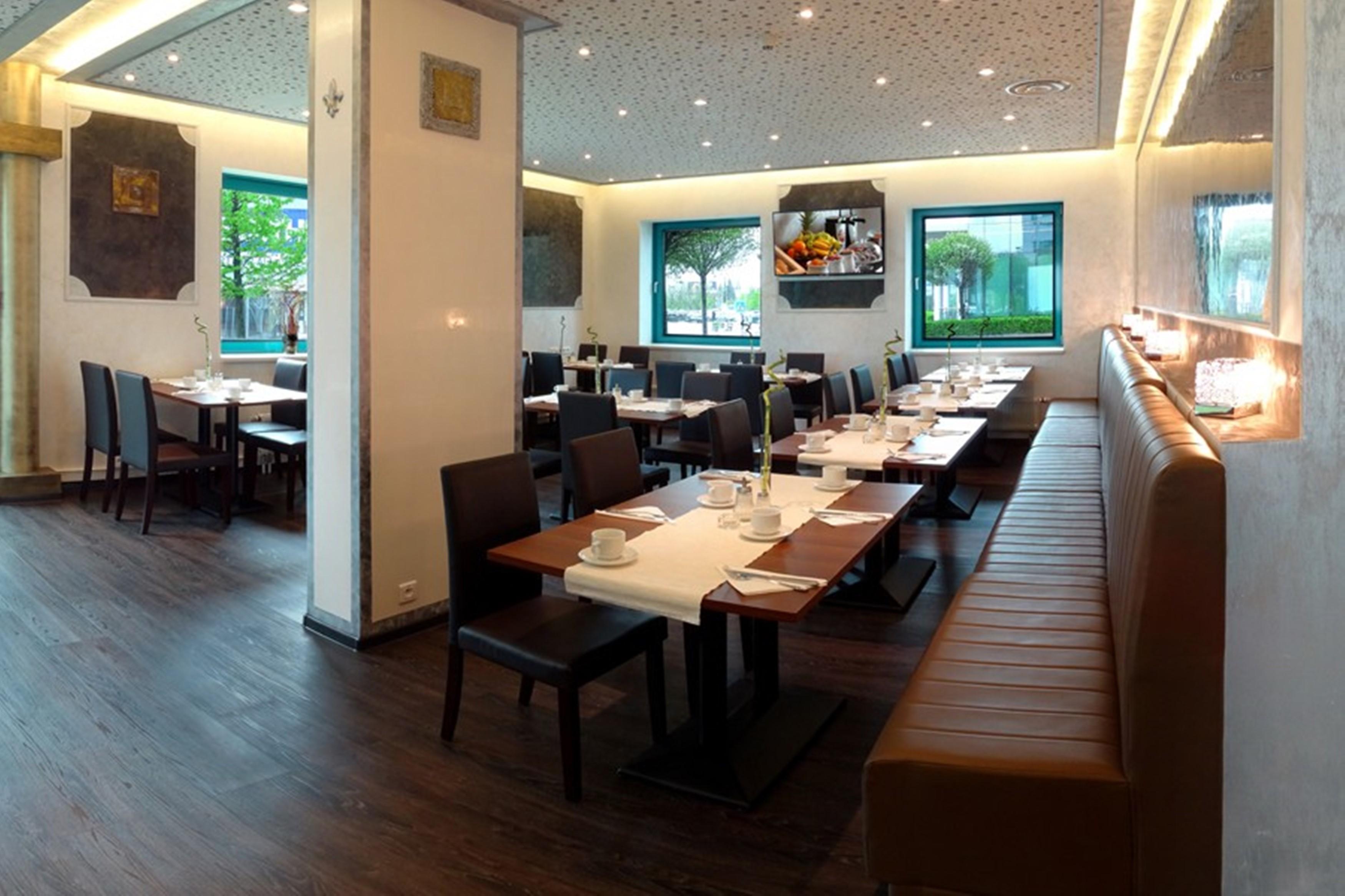 Amedia Express Prague, Trademark Collection By Wyndham Otel 3*
