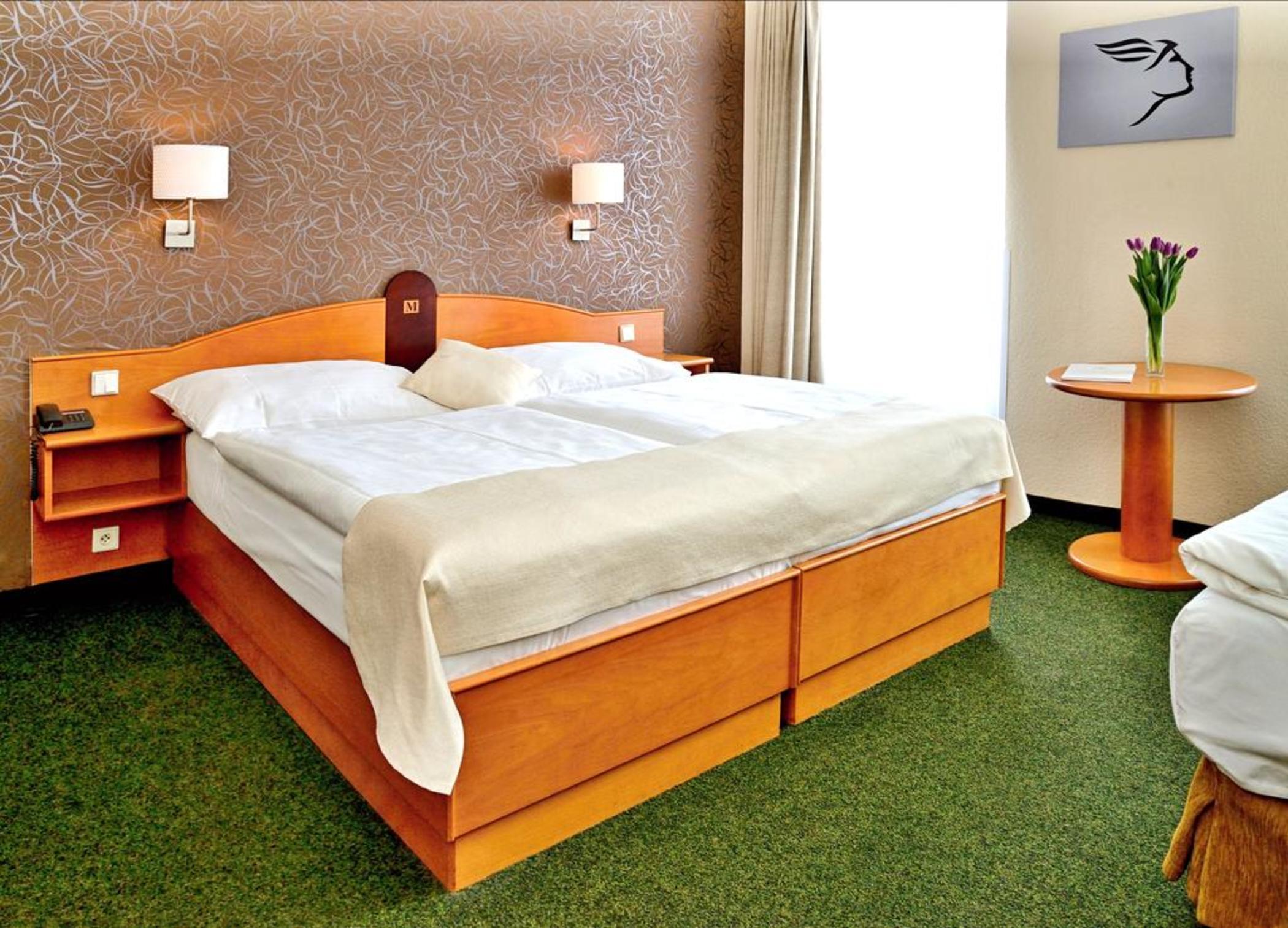 Hotel Merkur - Czech Leading Prague