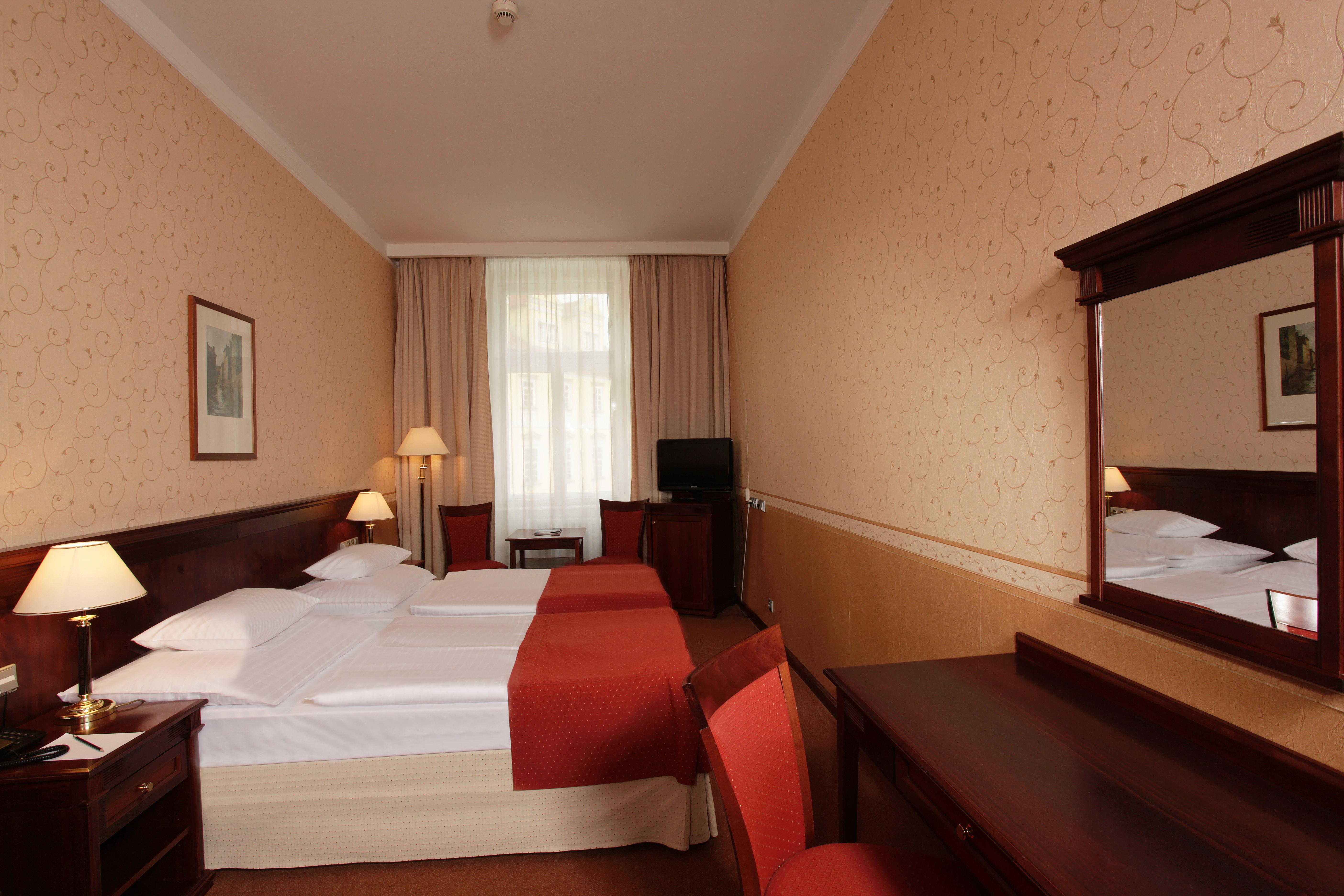 Hotel Rott 4*