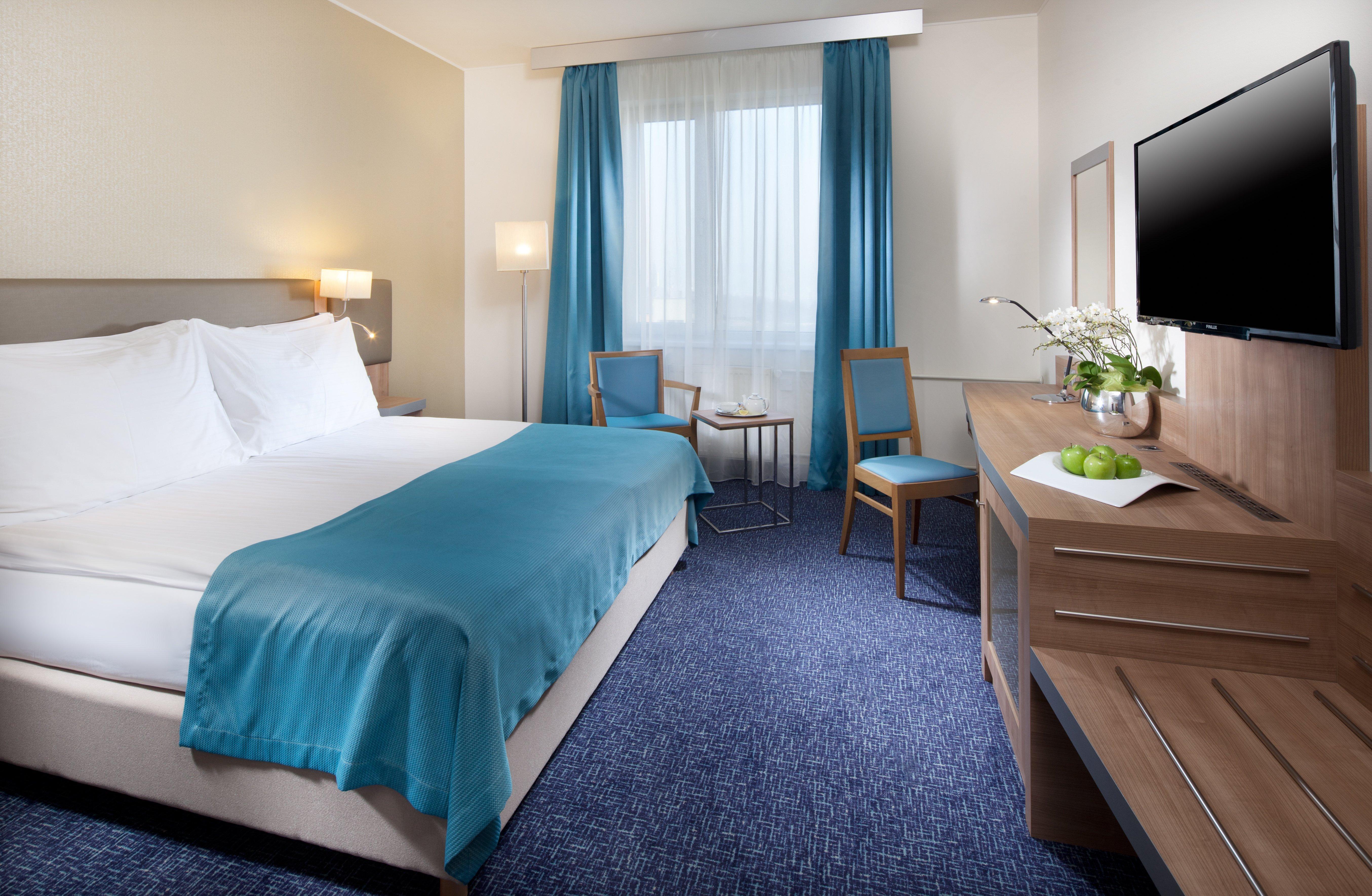 Hotel By Ihg 4*