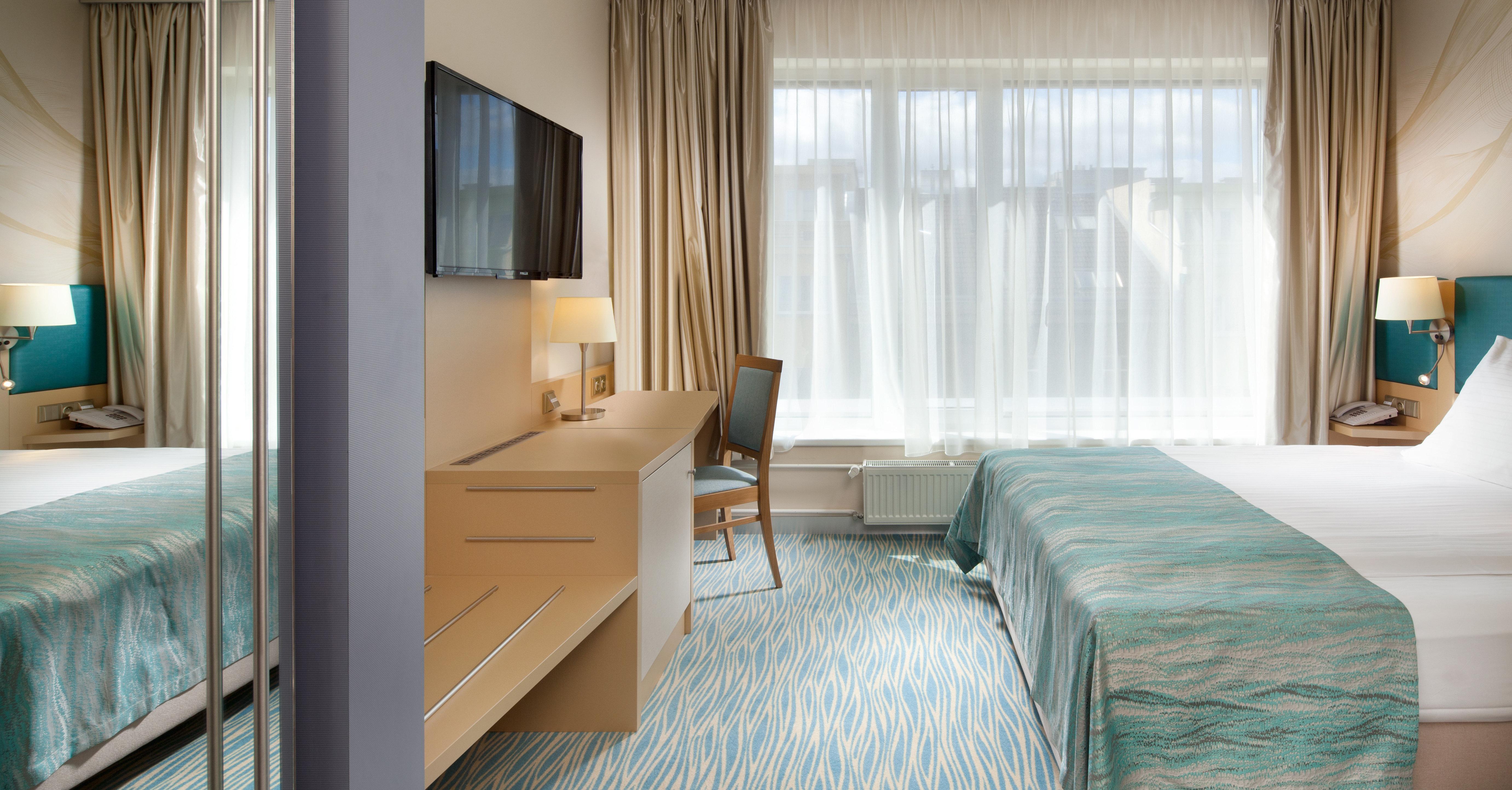 Hotel By Ihg Prague