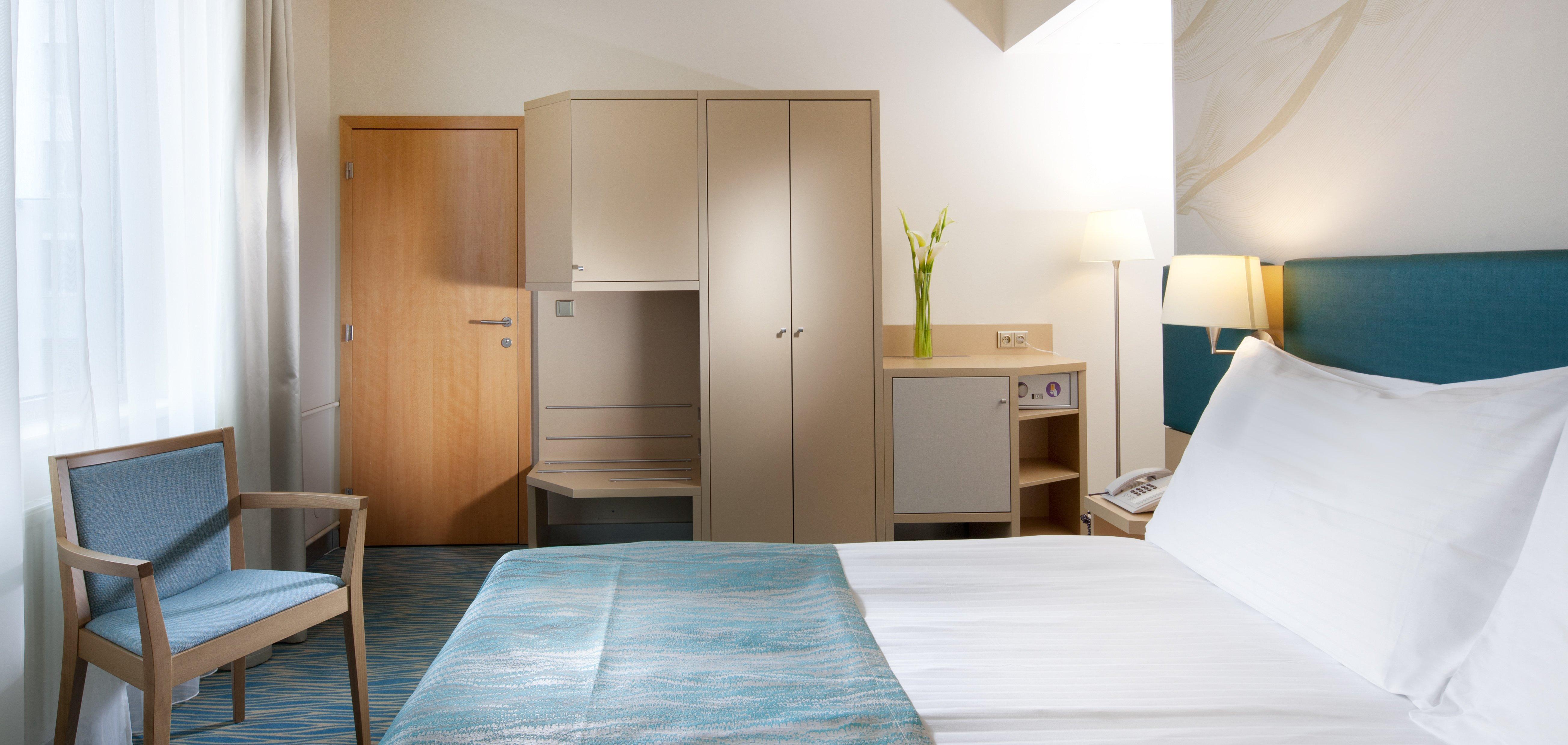 By Ihg 4* Prague