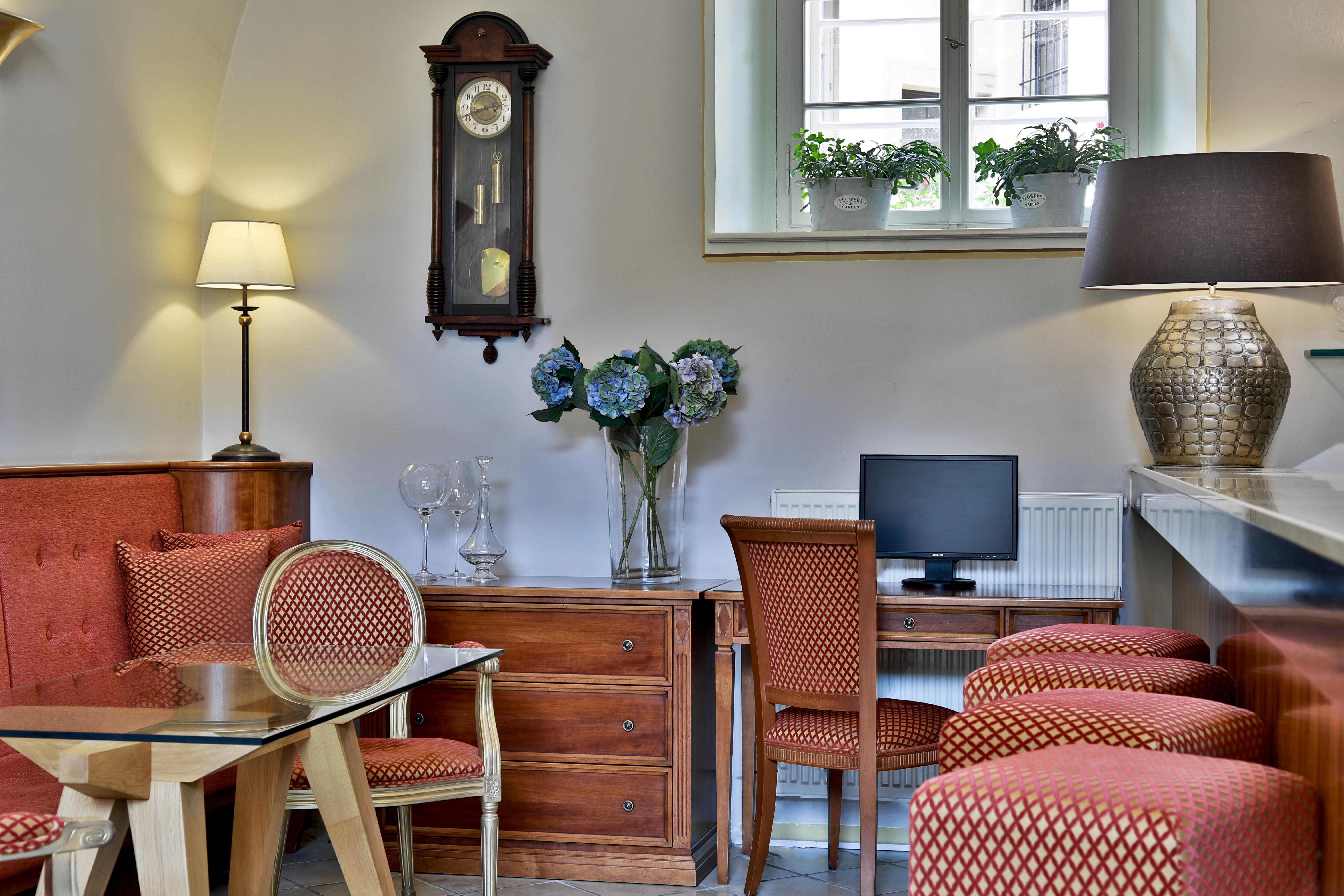 Hotel Appia Residences 4*