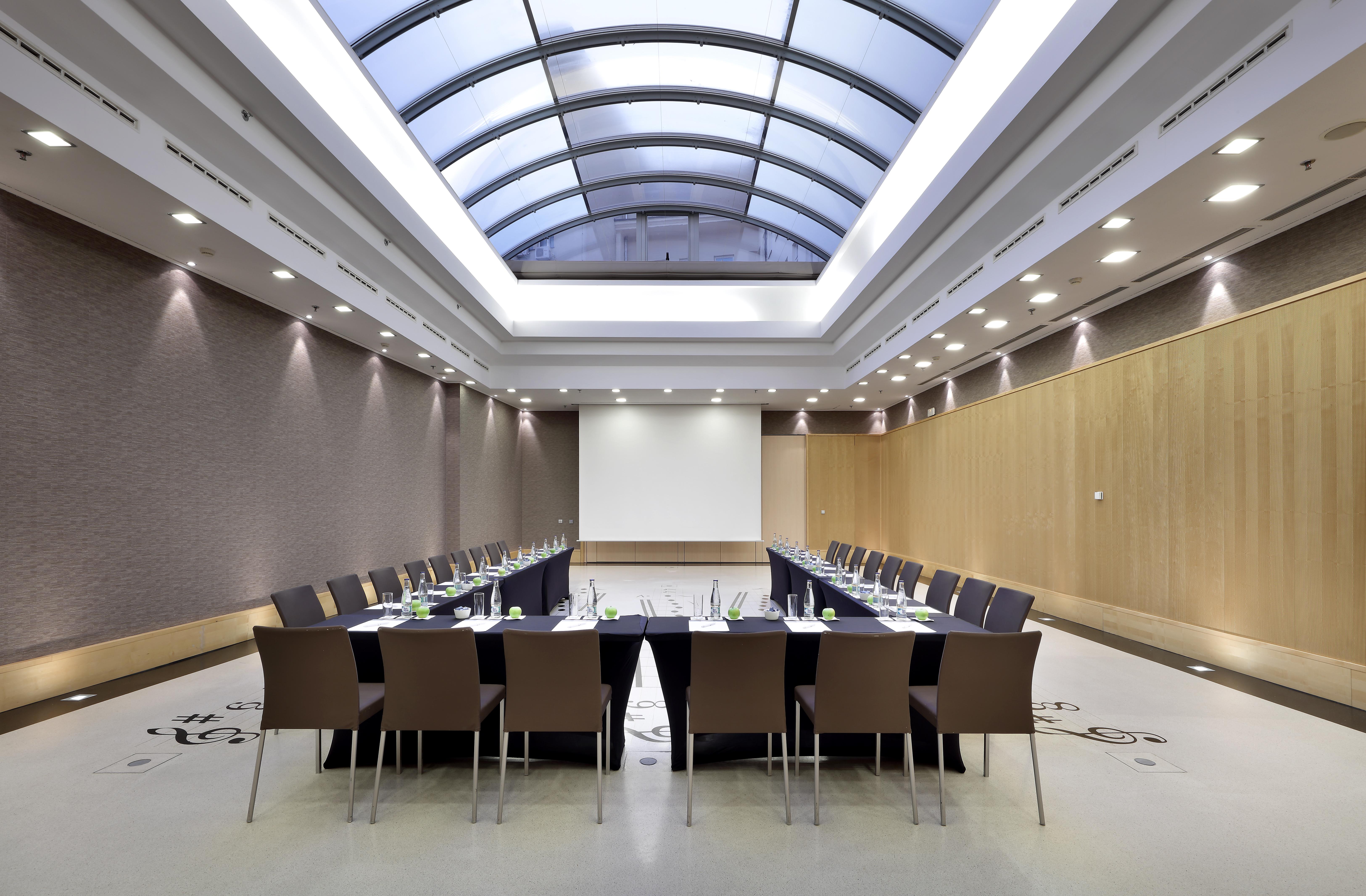 Eurostars Thalia Hotel 5*